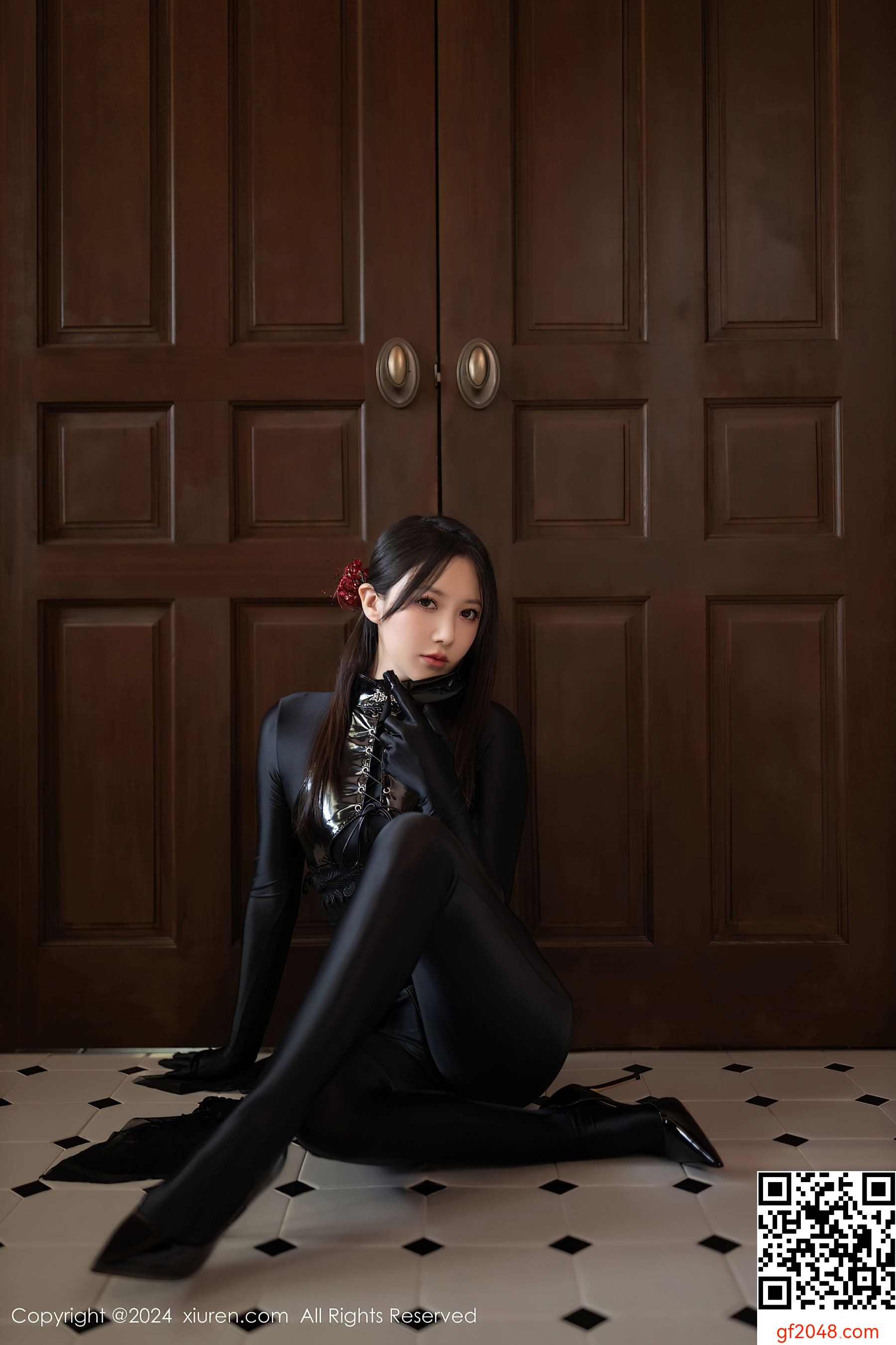[XiuRen秀人网] No.9125 鱼子酱Fish 美腿性感