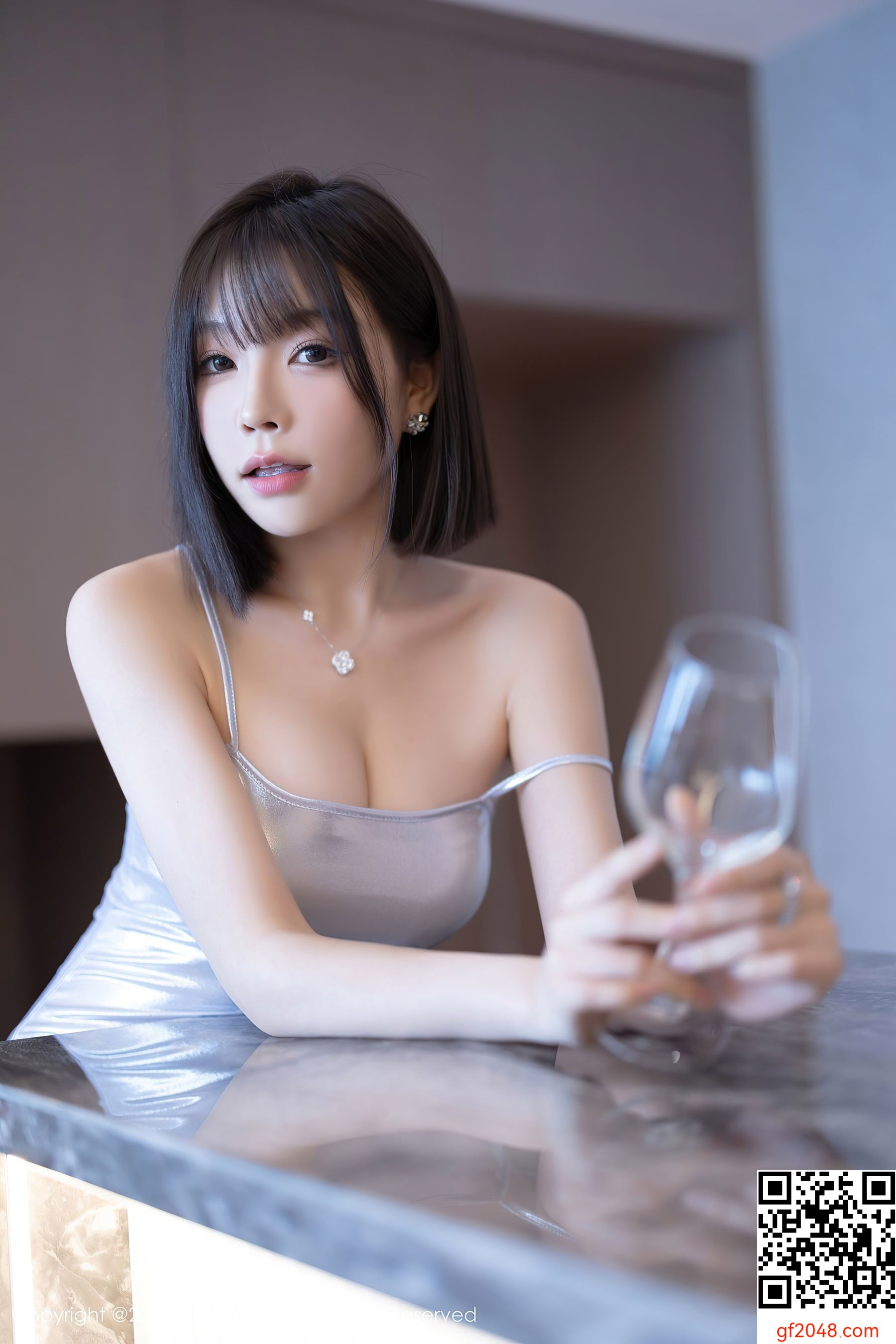 [XiuRen秀人网] No.9020 徐莉芝Booty 丝袜美腿
