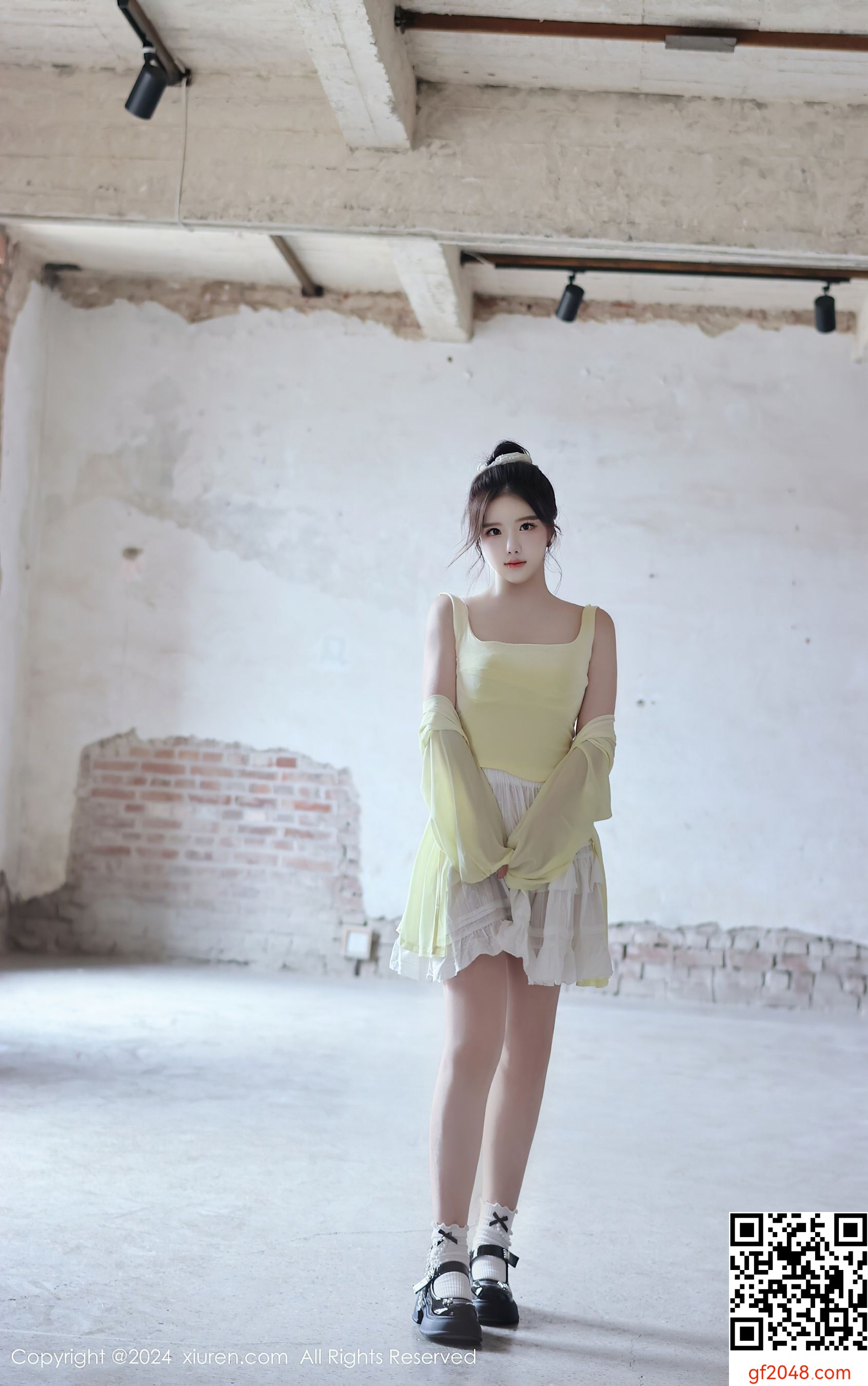 [XiuRen秀人网] No.9024 小薯条nienie 美乳性感
