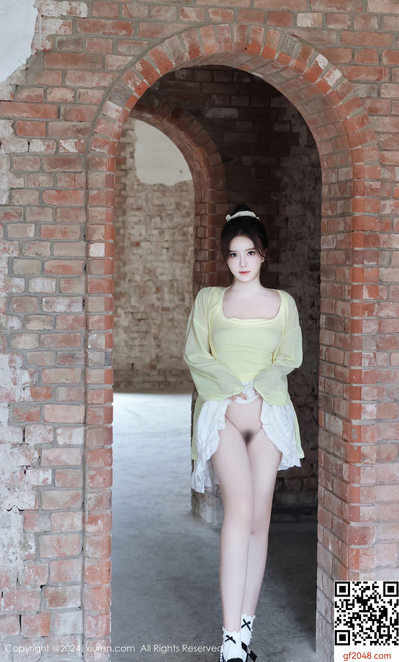 [XiuRen秀人网] No.9024 小薯条nienie 美乳性感