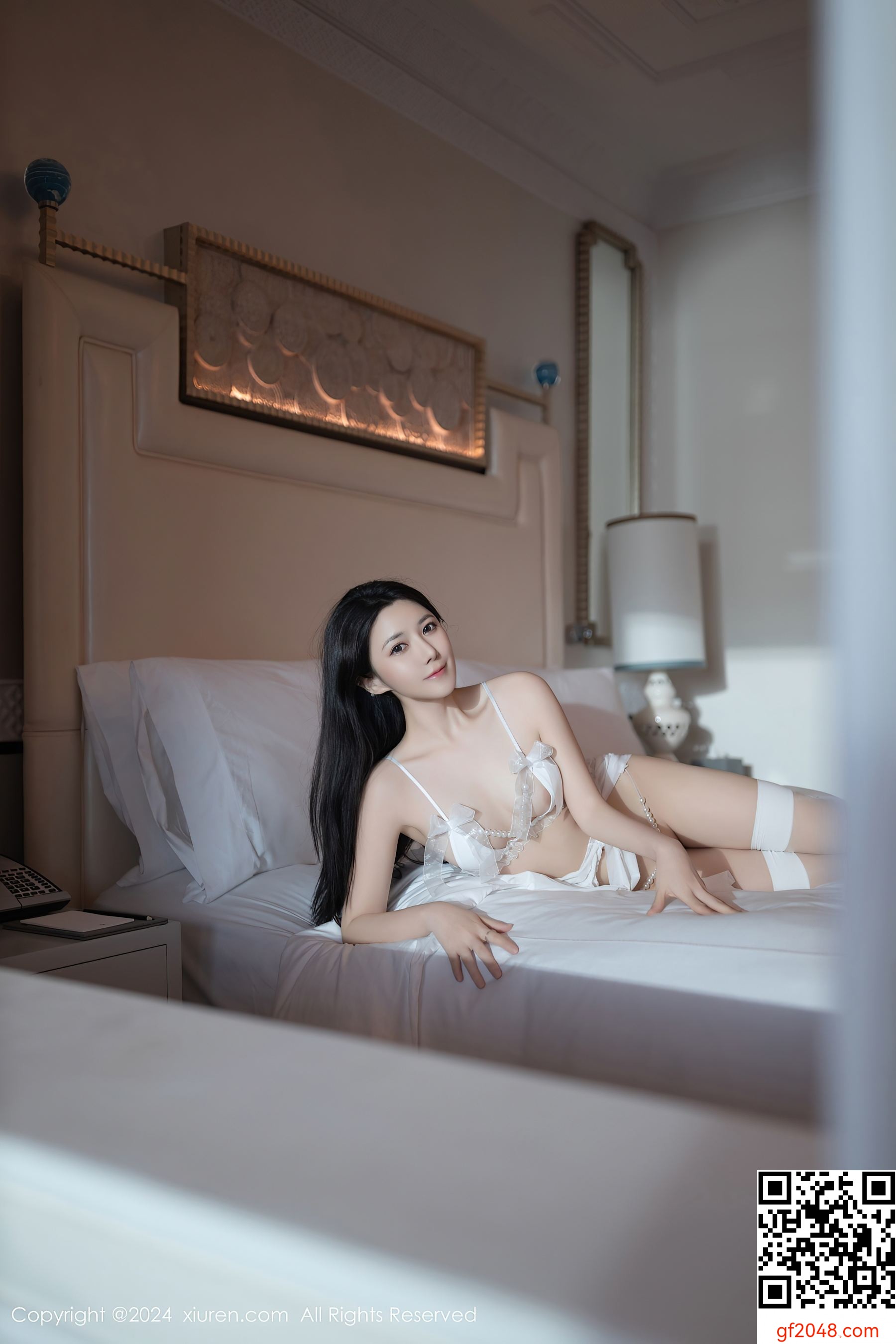 [XiuRen秀人网] No.8962 鱼子酱Fish 丝袜美腿