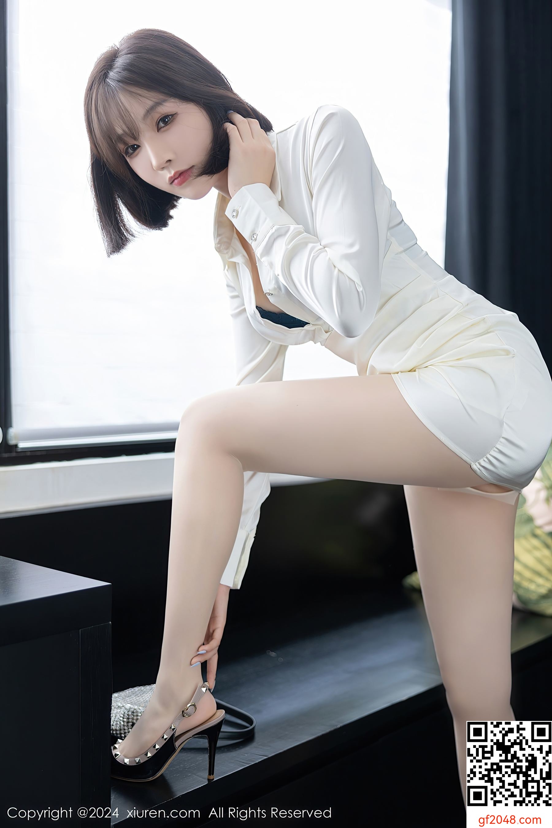 [XiuRen秀人网] No.8963 徐莉芝Booty 丝袜美腿