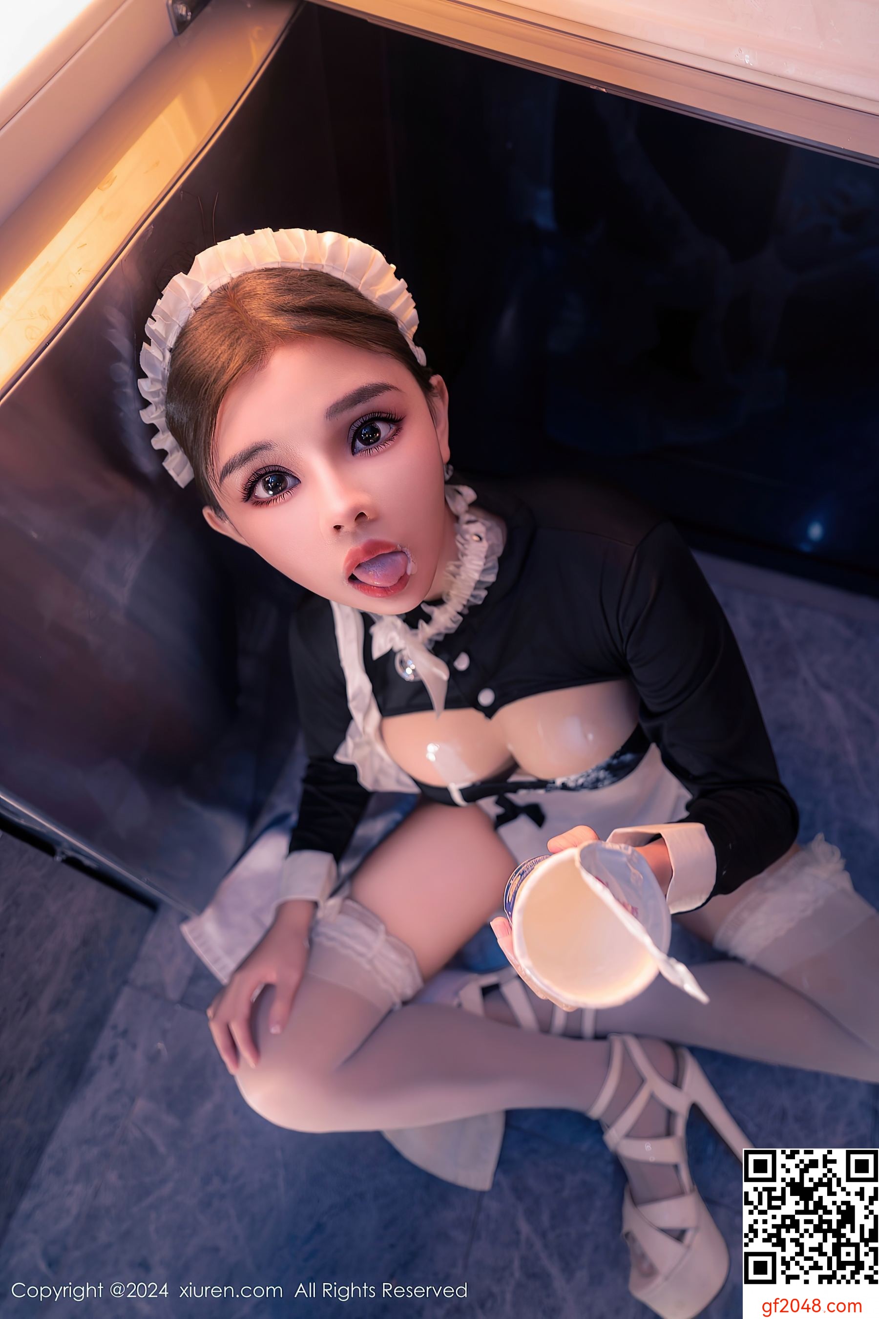 [XiuRen秀人网] No.8966 小童颜 丝袜美臀