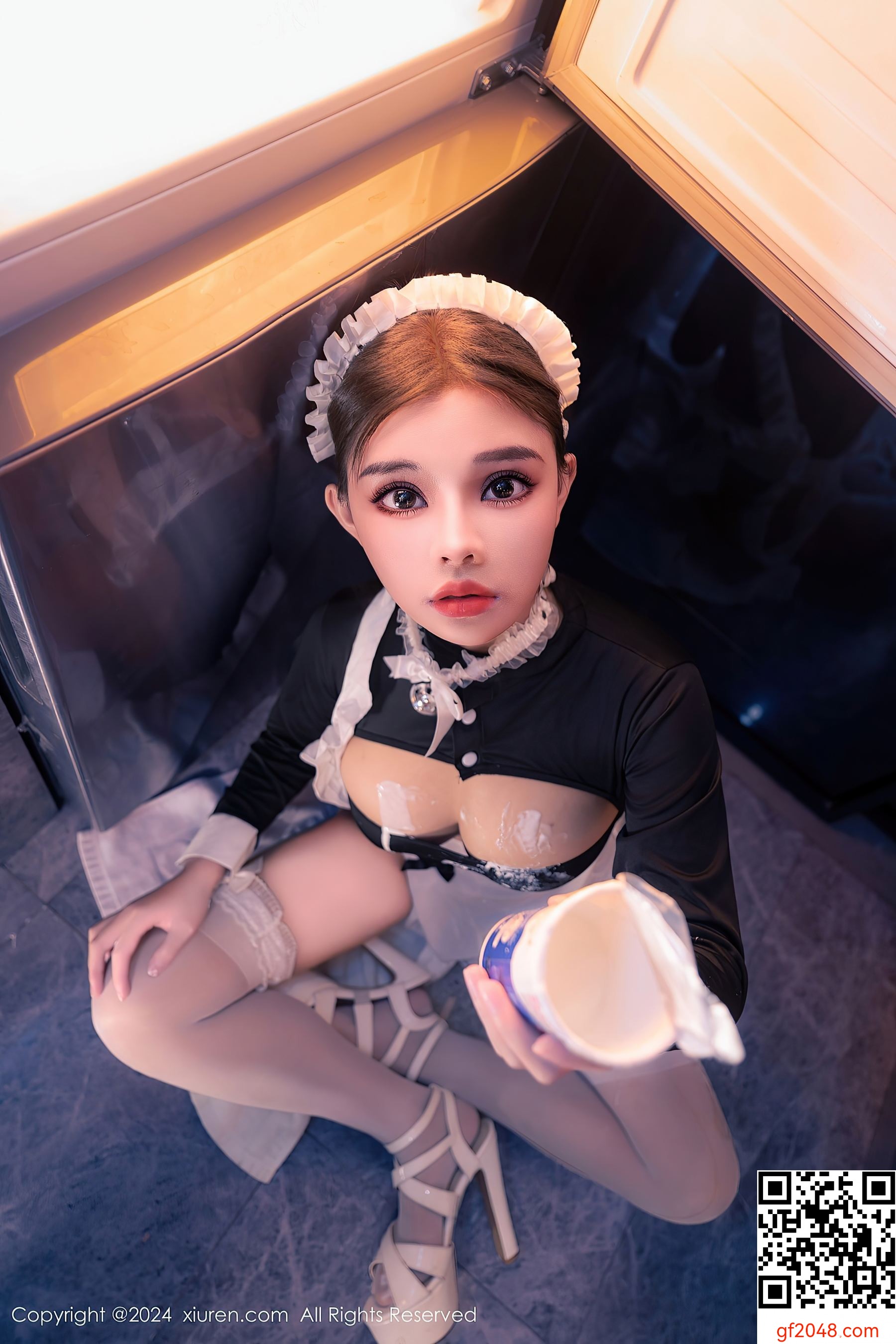[XiuRen秀人网] No.8966 小童颜 丝袜美臀
