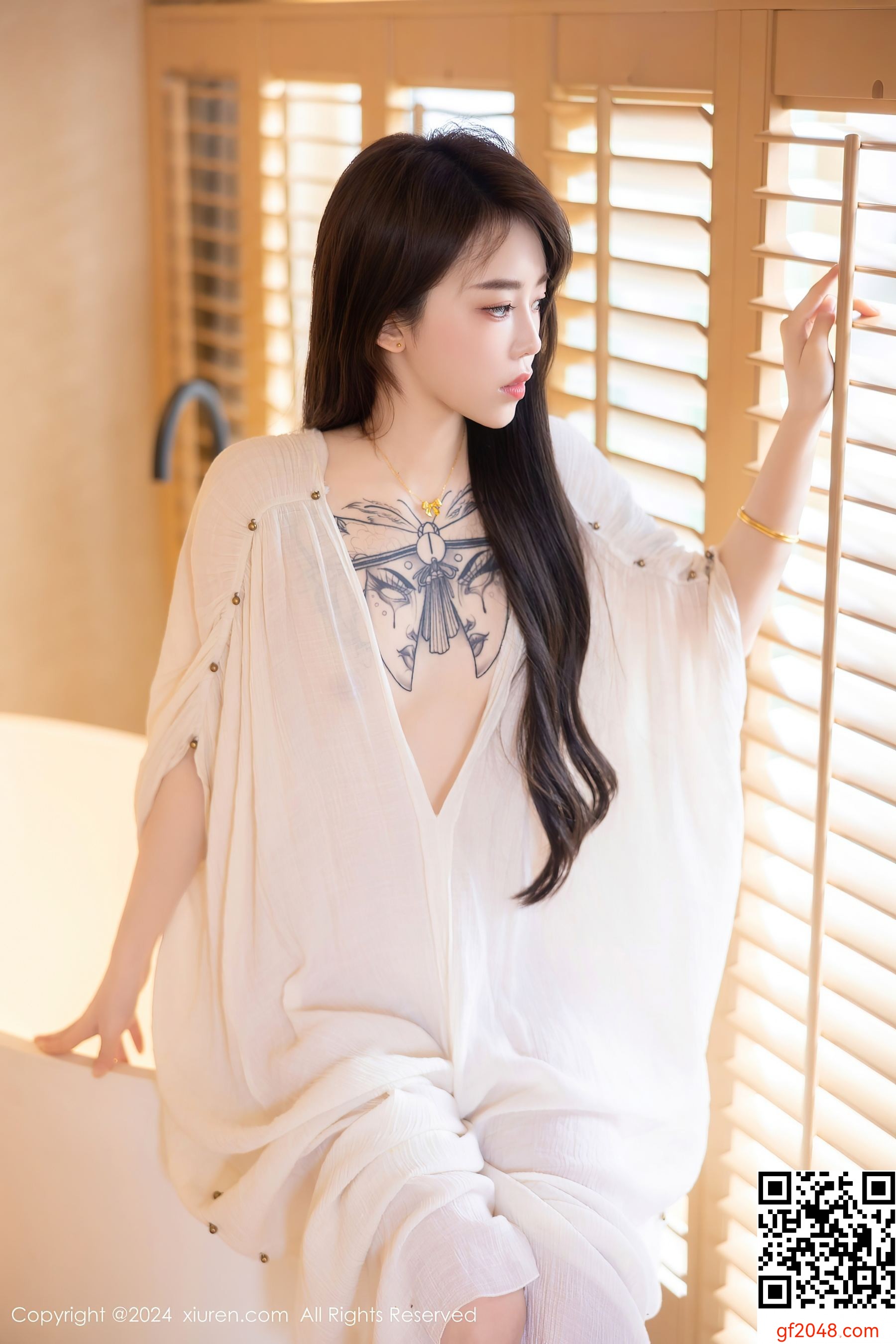 [XiuRen秀人网] No.8842 夏竹 性感美腿