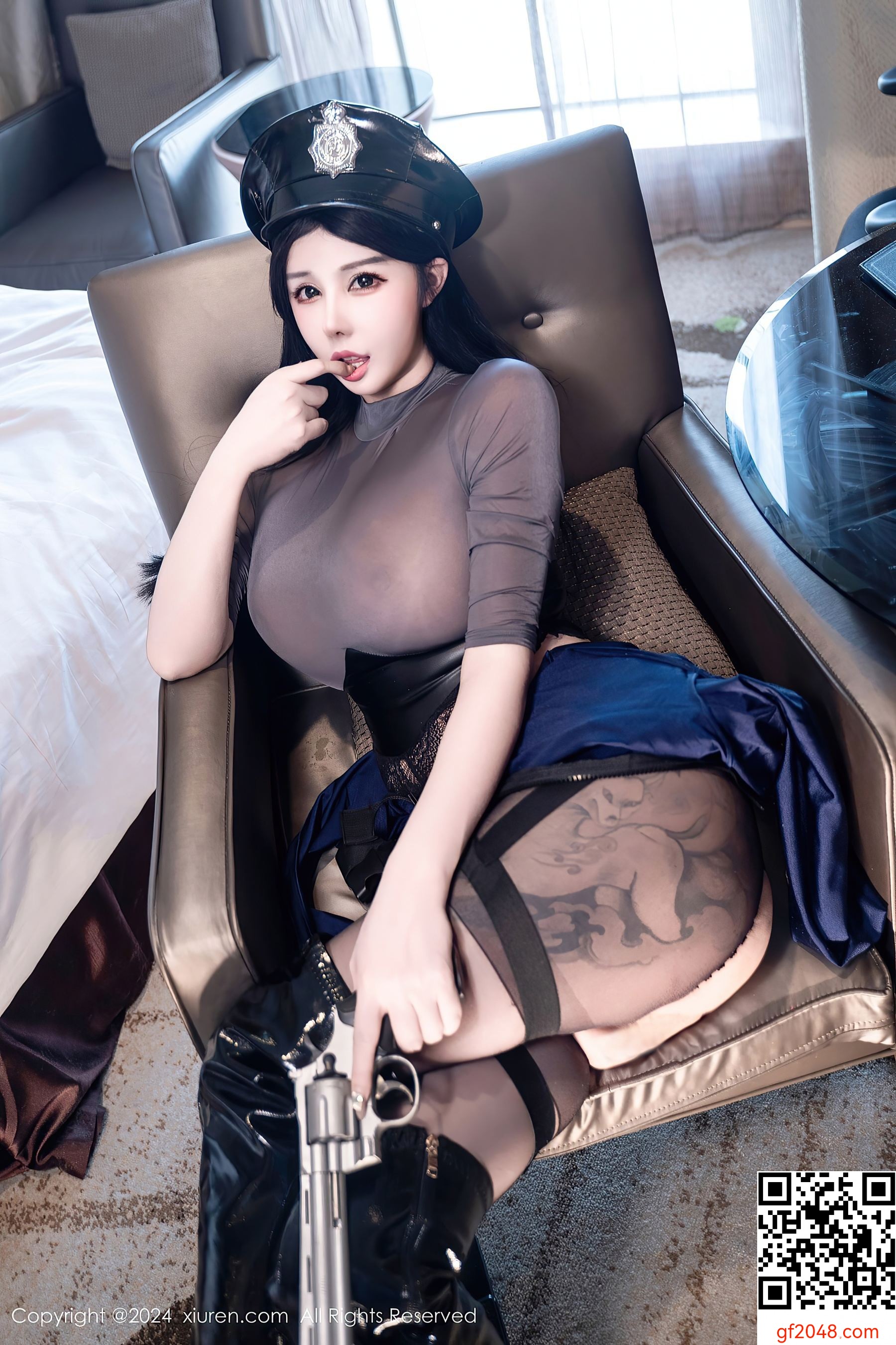 [XiuRen秀人网] No.8789 陈芊儿 黑丝美腿