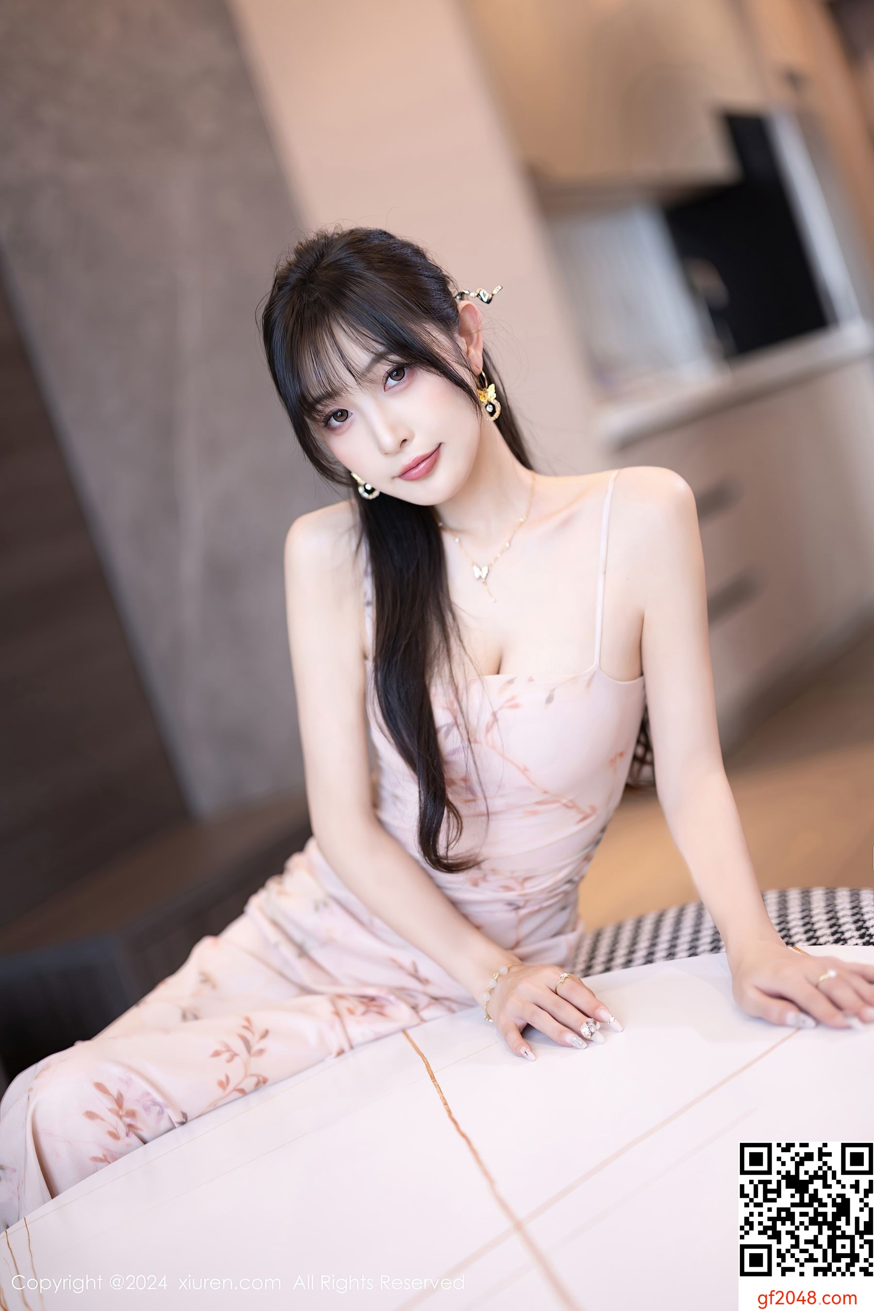 [XiuRen秀人网] No.8682 林星阑 丝袜美腿