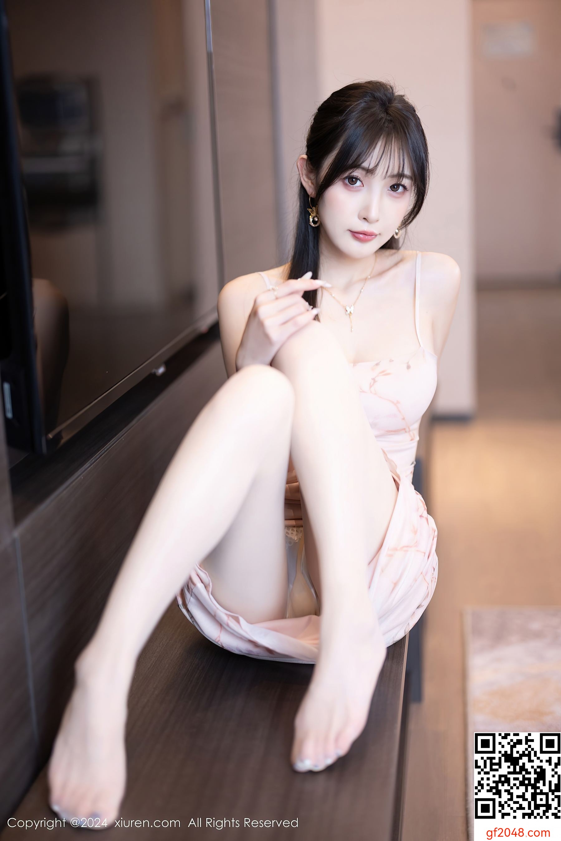 [XiuRen秀人网] No.8682 林星阑 丝袜美腿