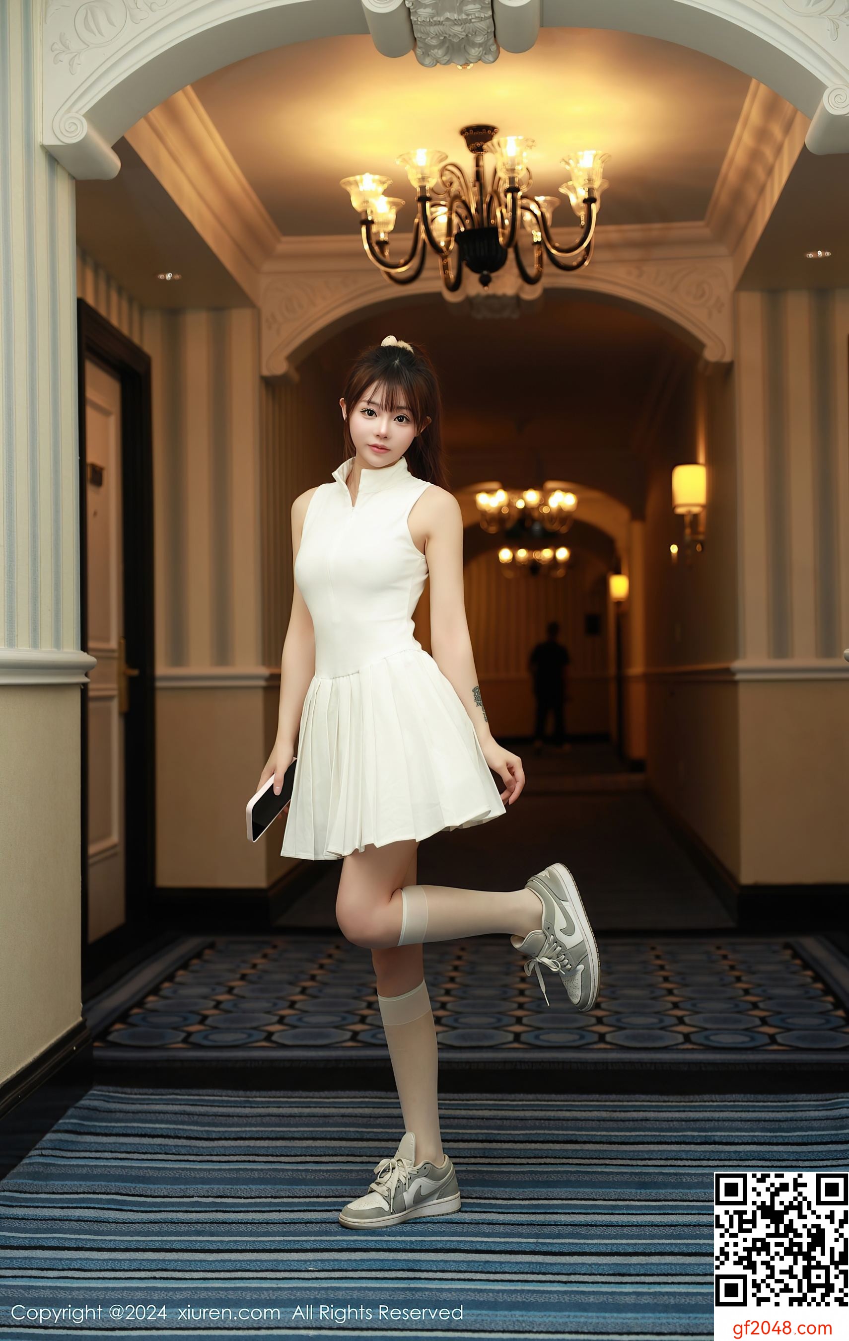 [XiuRen秀人网] No.8685 佘贝拉Bella 美腿性感