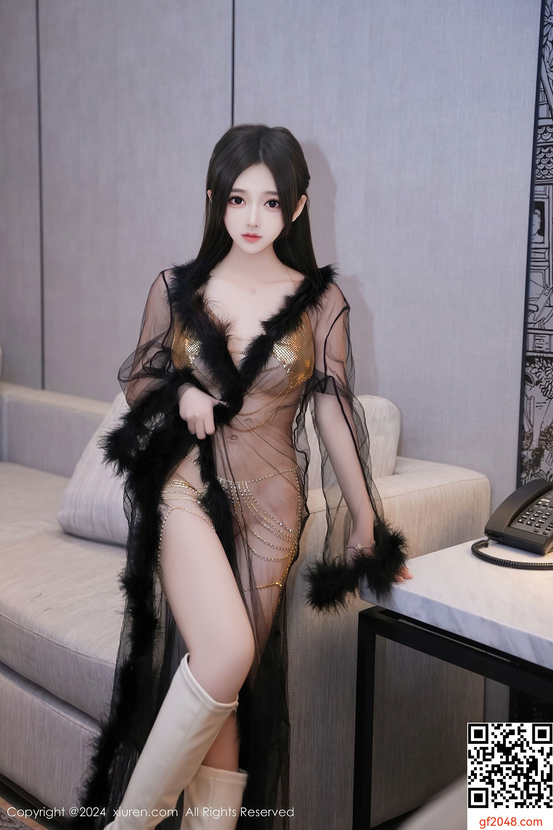 [XiuRen秀人网] No.8686 奶茶味的包子 美腿性感