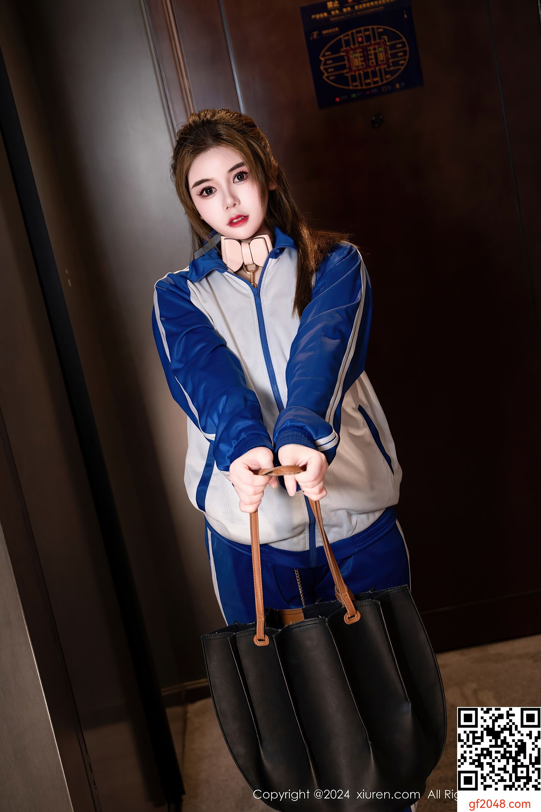 [XiuRen秀人网] No.8621 粉嫩嫩 美臀性感