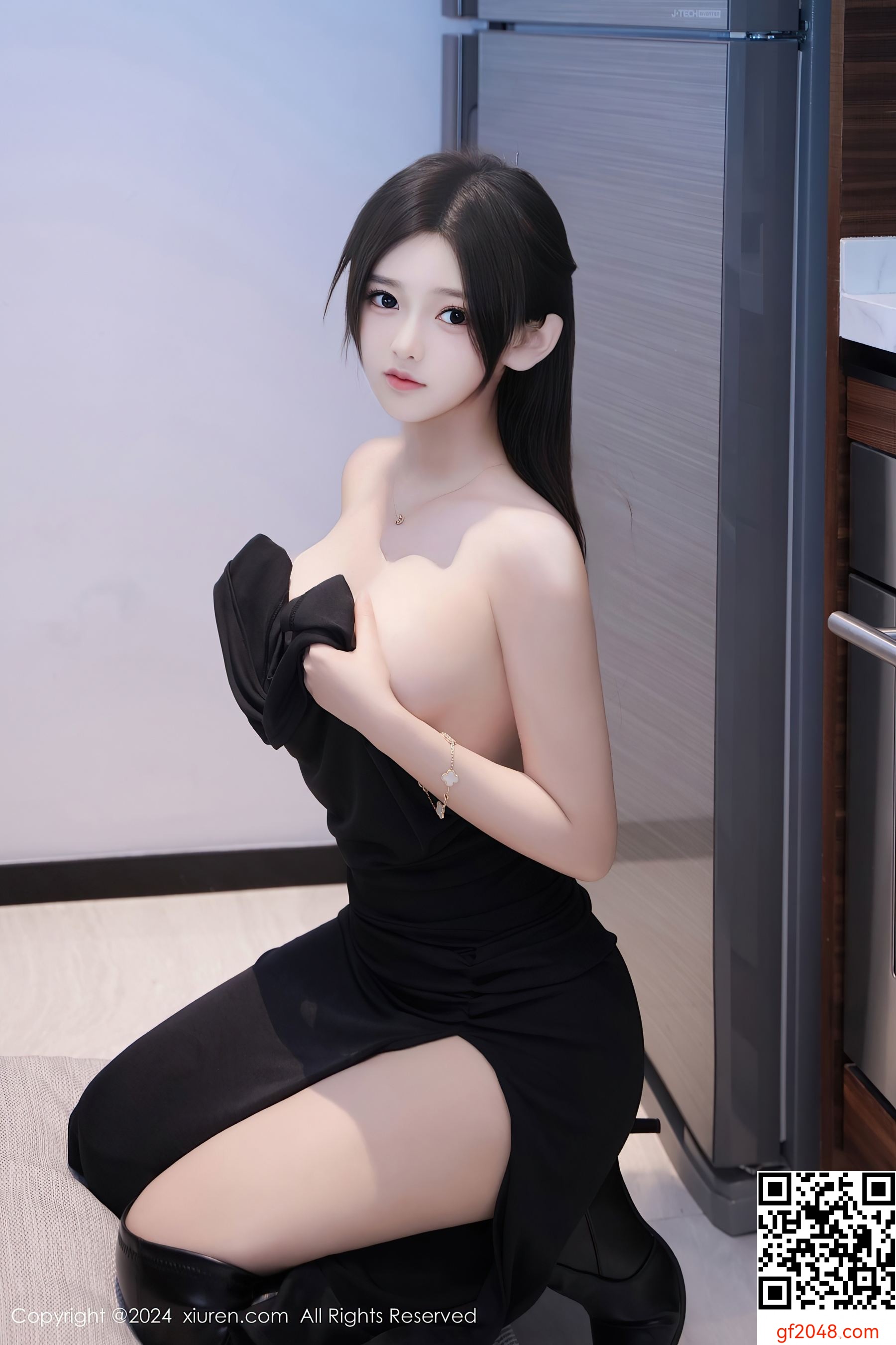 [XiuRen秀人网] No.8623 奶茶味的包子 美臀性感