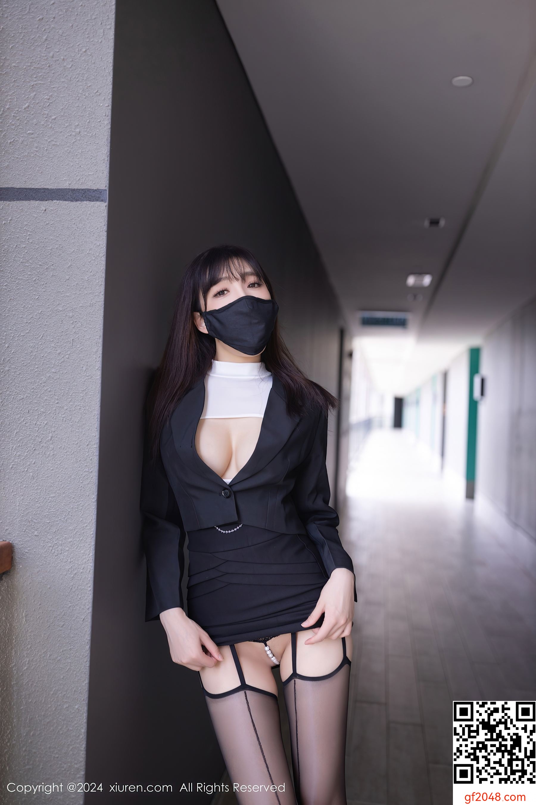 [XiuRen秀人网] No.8627 陆萱萱 黑丝美腿
