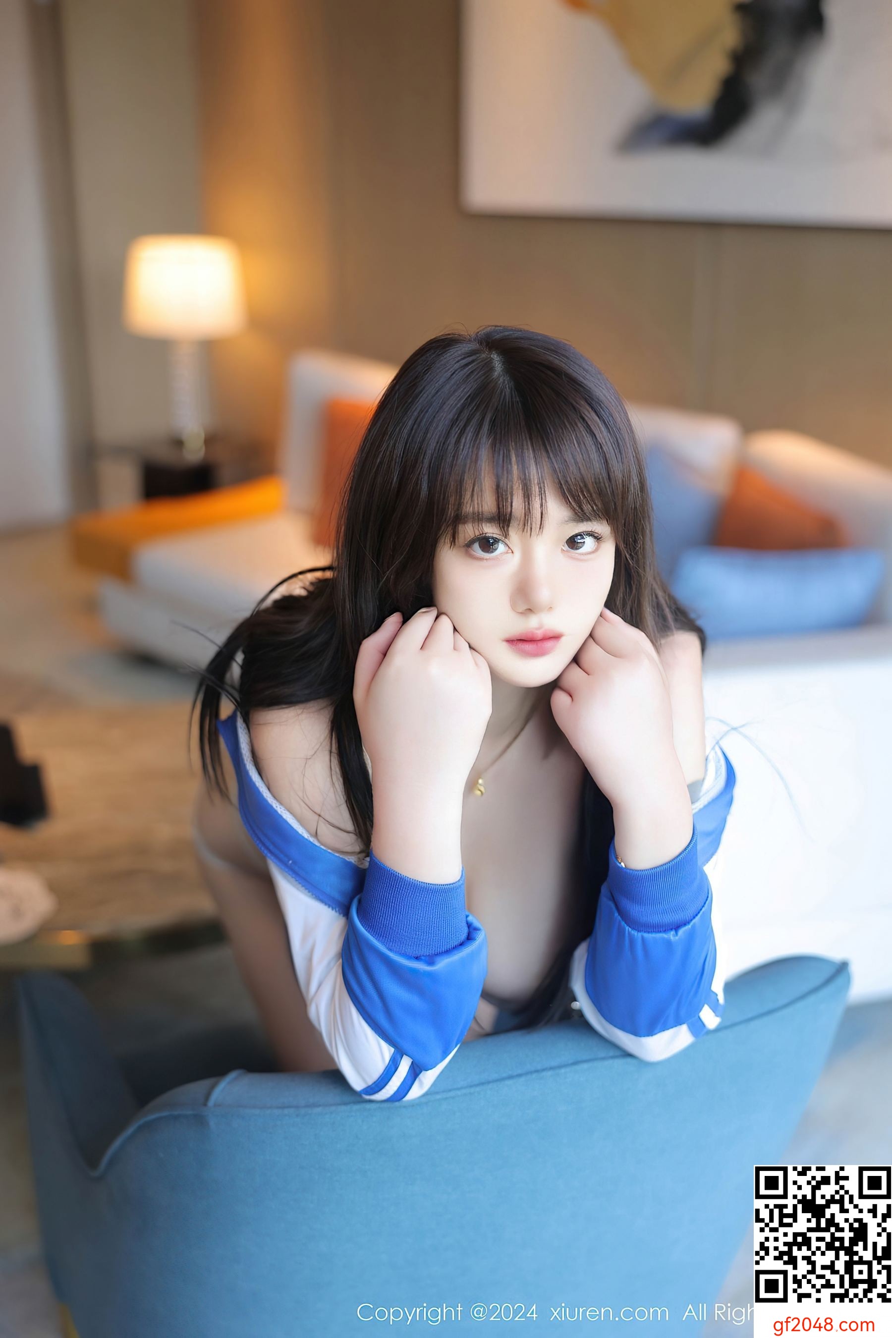 [XiuRen秀人网] No.8631 陈柒柒 学妹服美腿