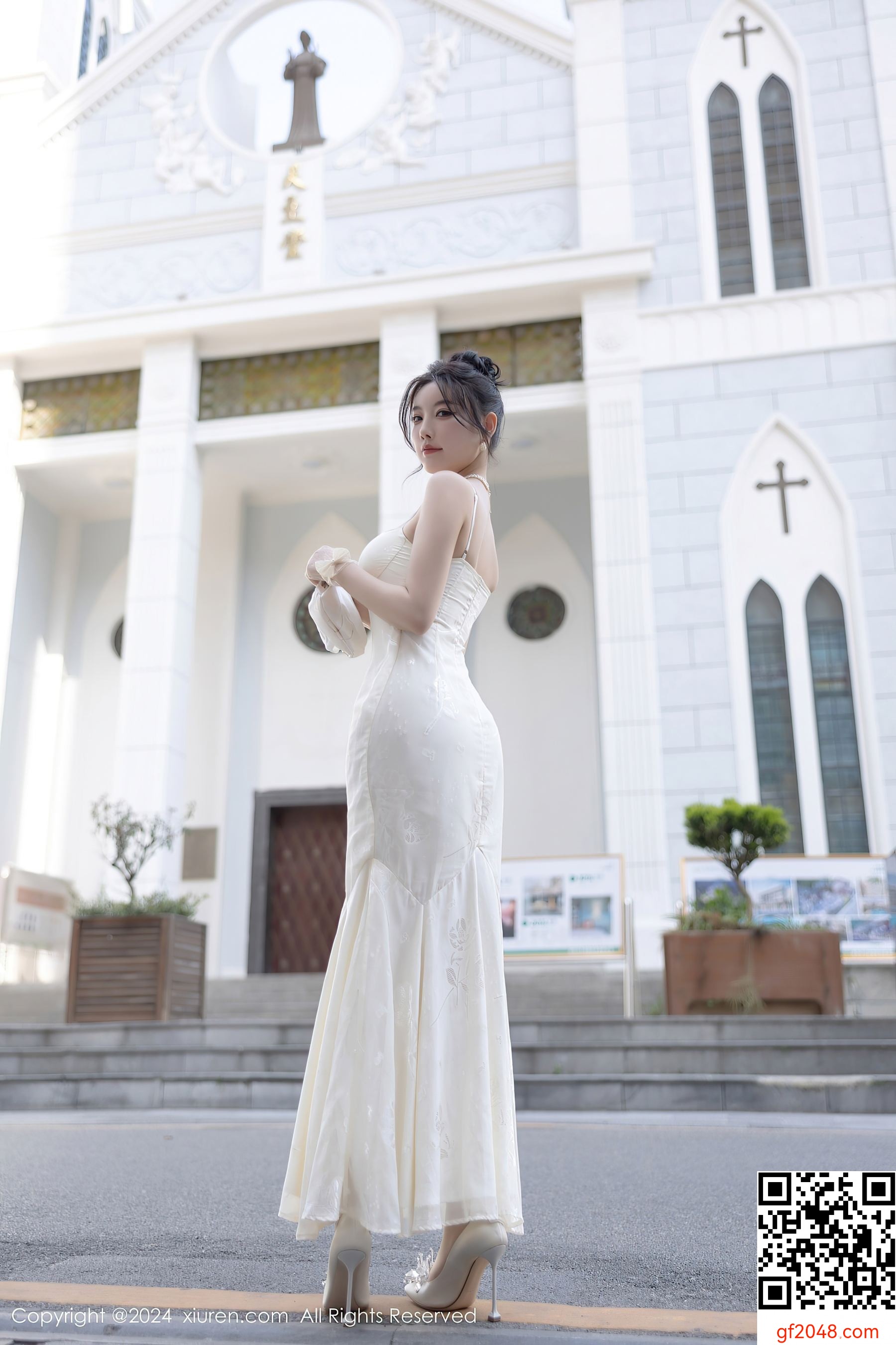 [XiuRen秀人网] No.8538 杨晨晨Yome 丝袜美腿