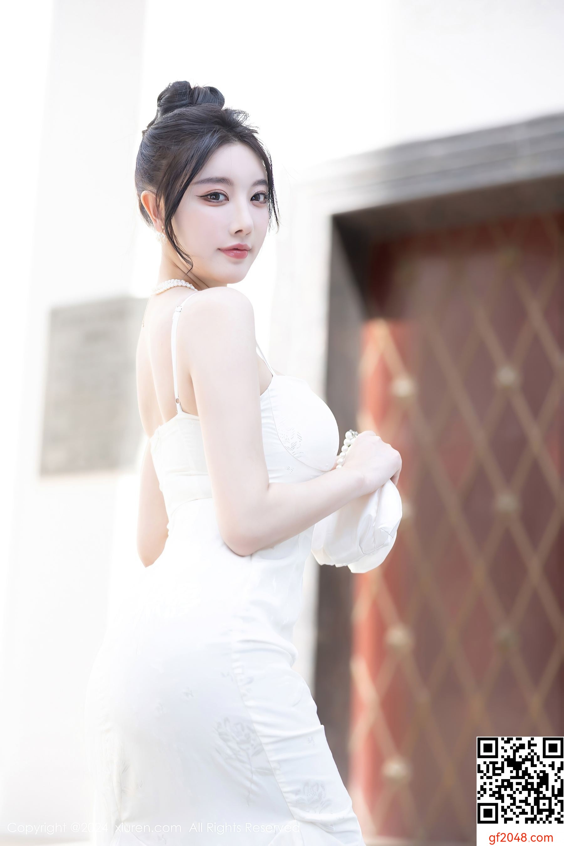 [XiuRen秀人网] No.8538 杨晨晨Yome 丝袜美腿