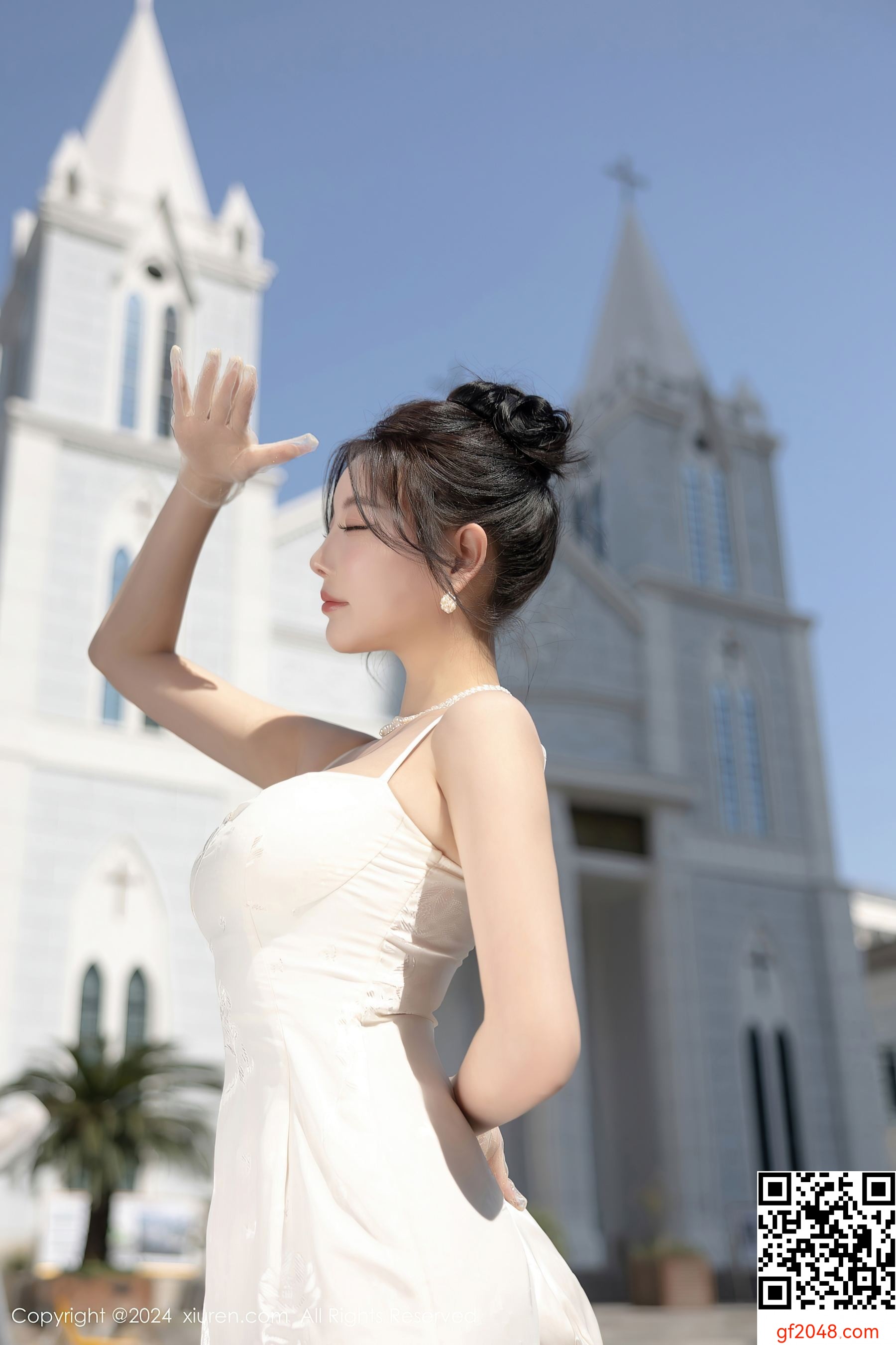 [XiuRen秀人网] No.8538 杨晨晨Yome 丝袜美腿