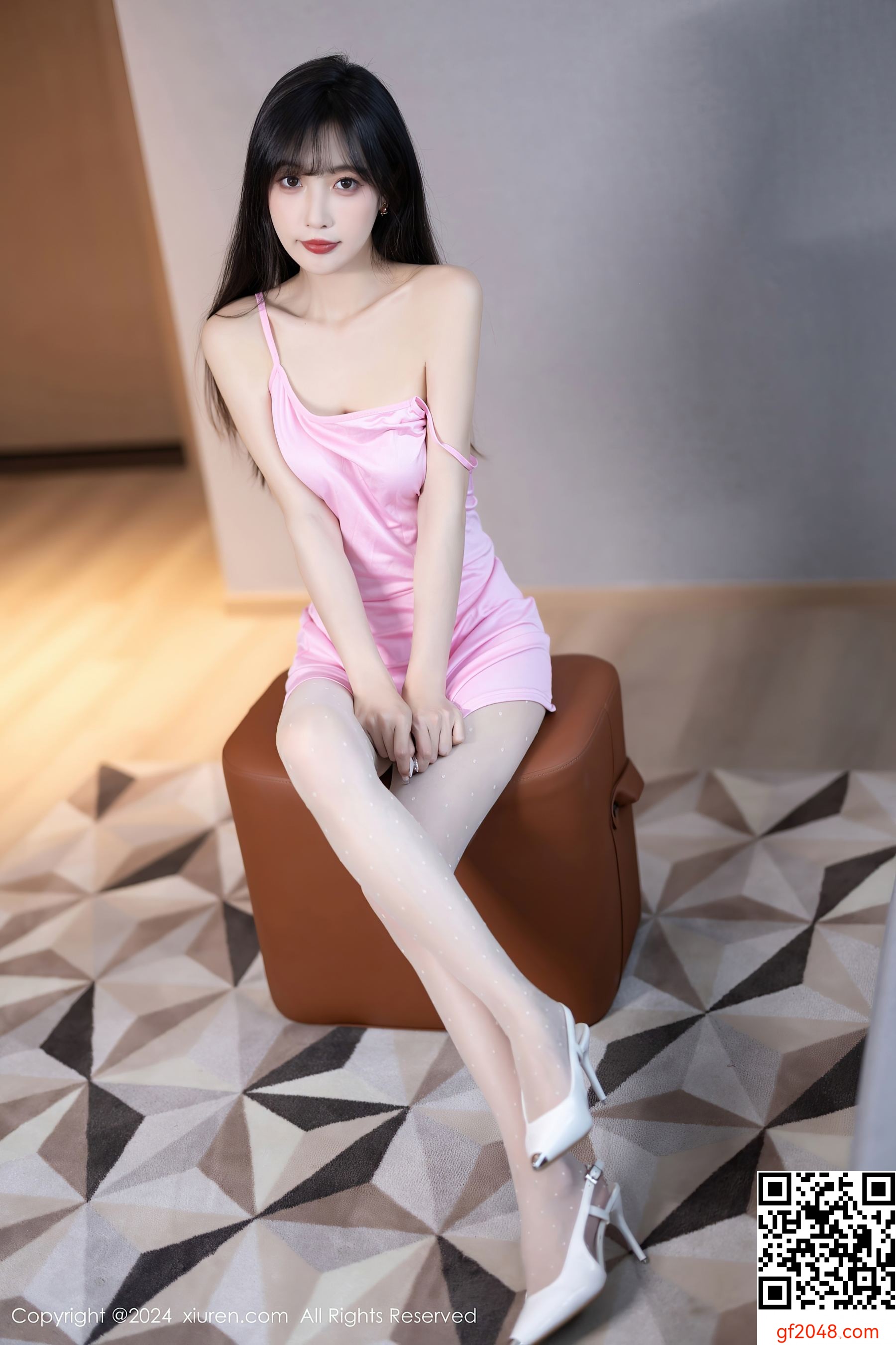 [XiuRen秀人网] No.8474 林星阑 美腿丝袜