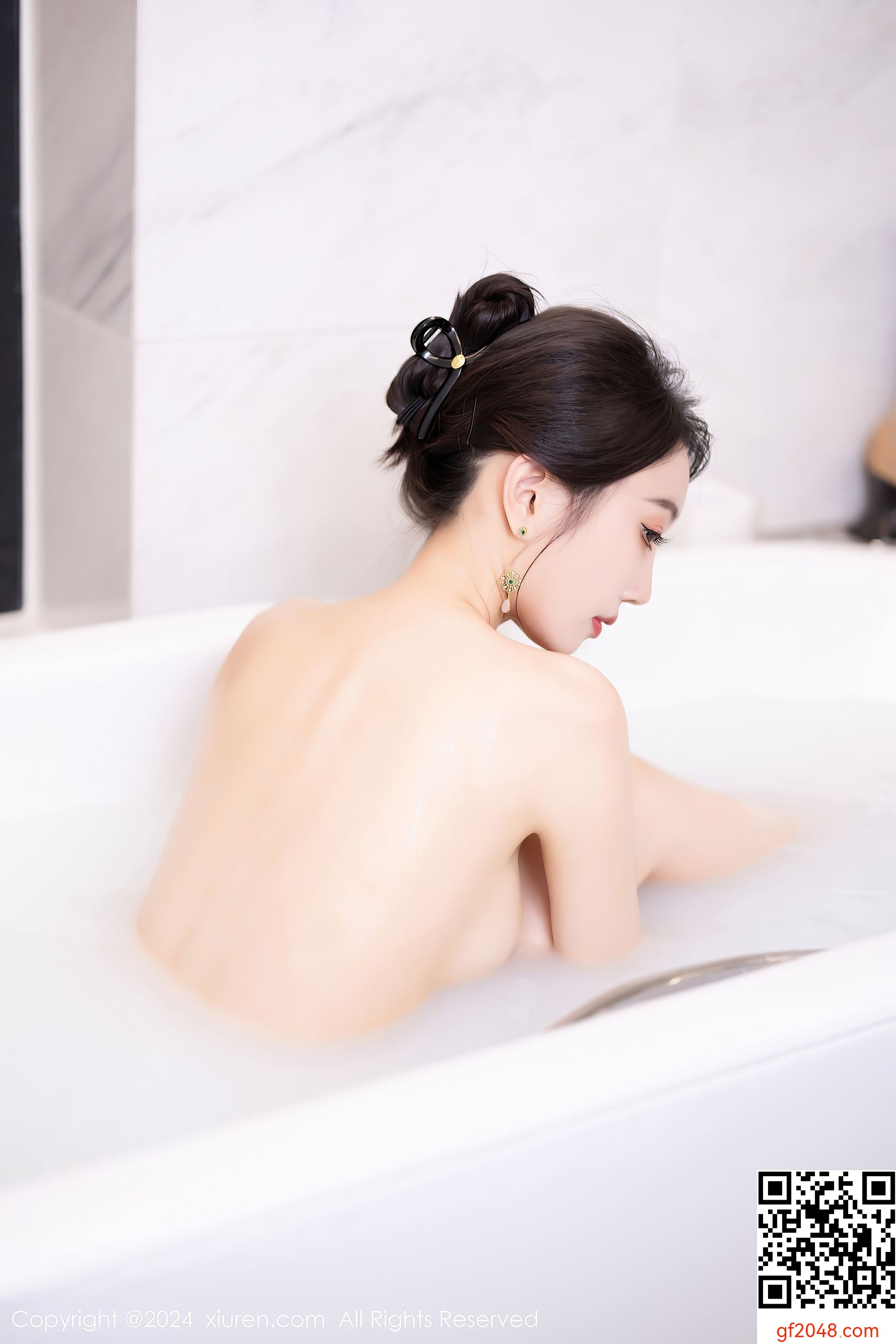 [XiuRen秀人网] No.8479 玥儿玥 性感美腿