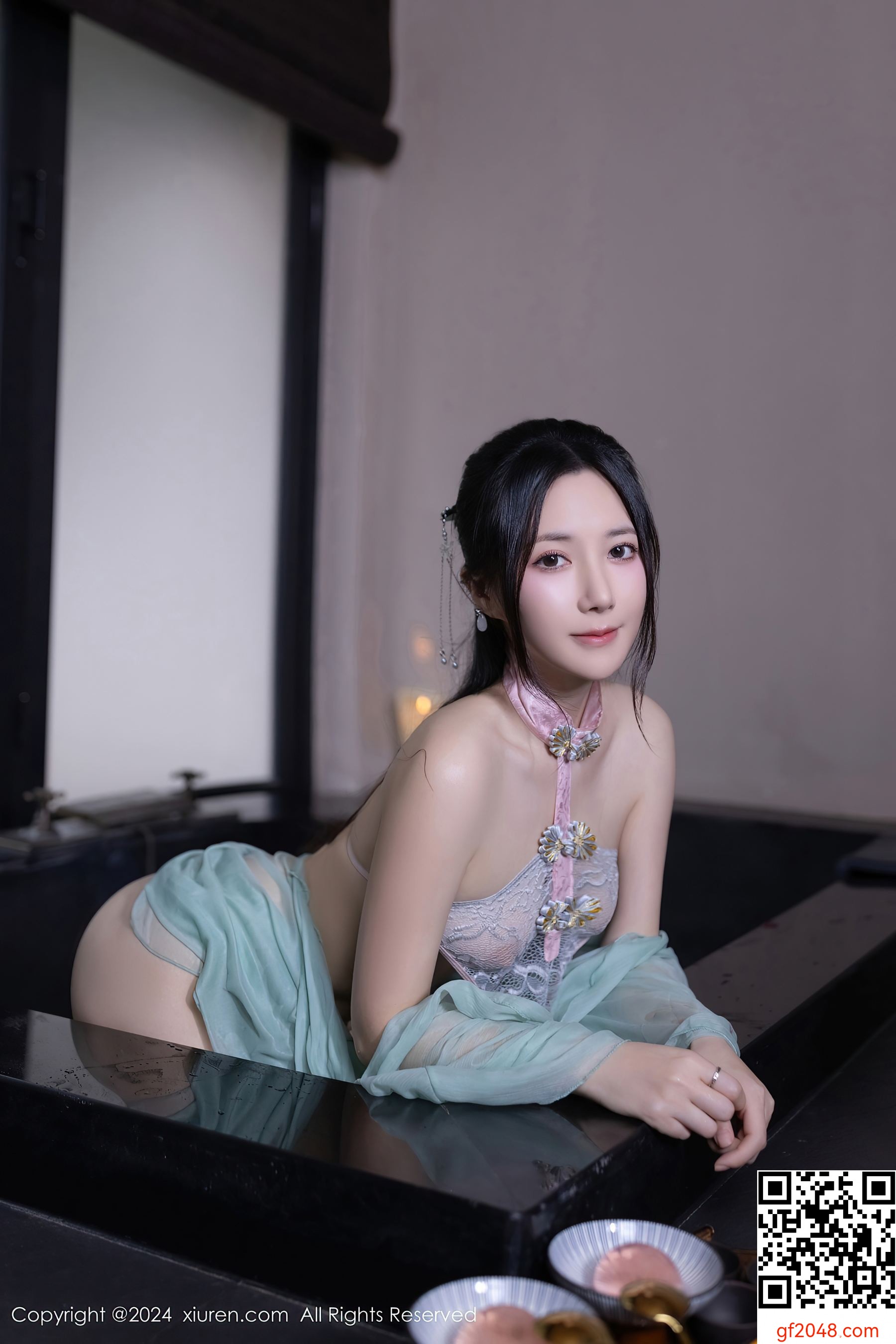 [XiuRen秀人网] No.8428 鱼子酱Fish 美腿性感