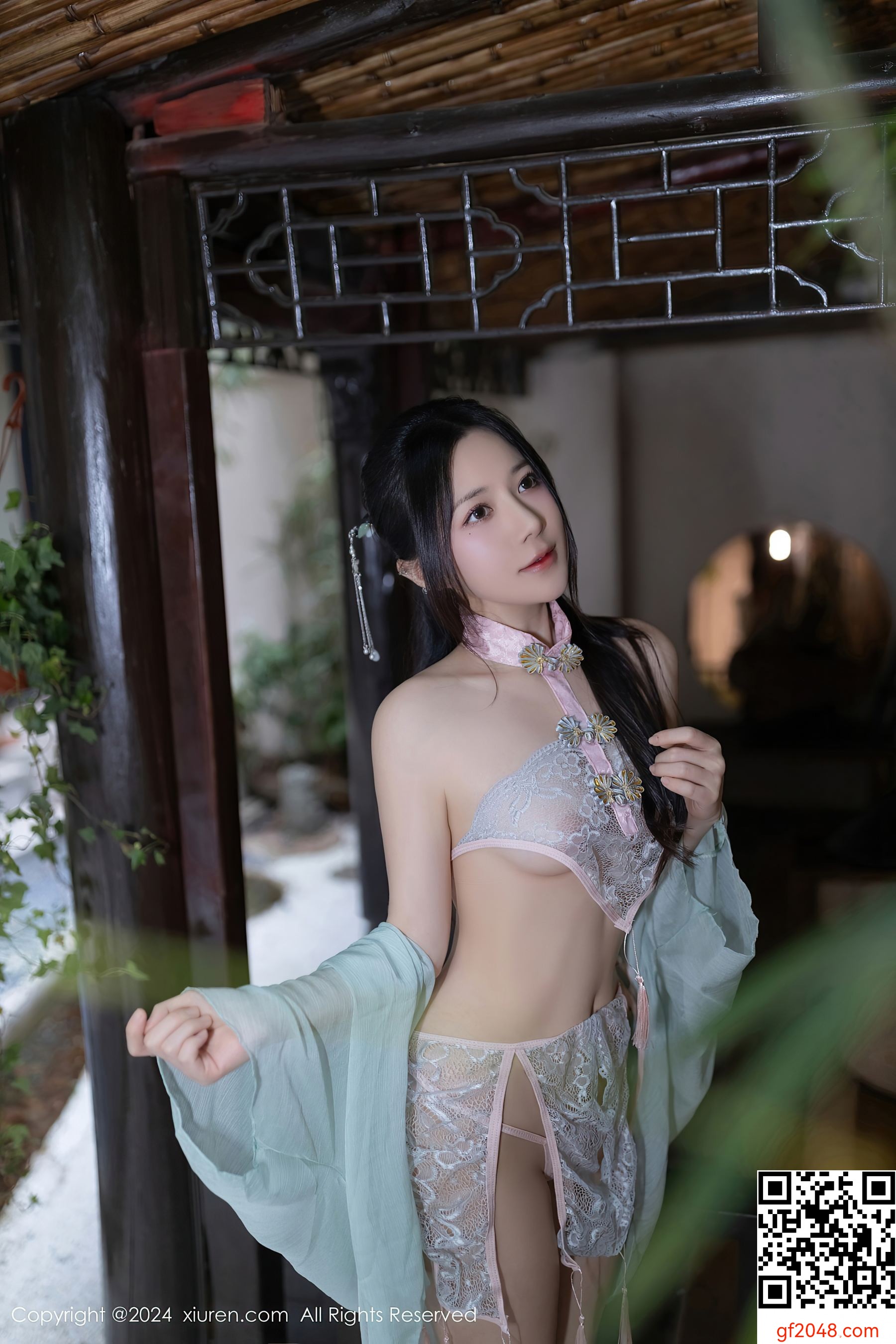 [XiuRen秀人网] No.8428 鱼子酱Fish 美腿性感