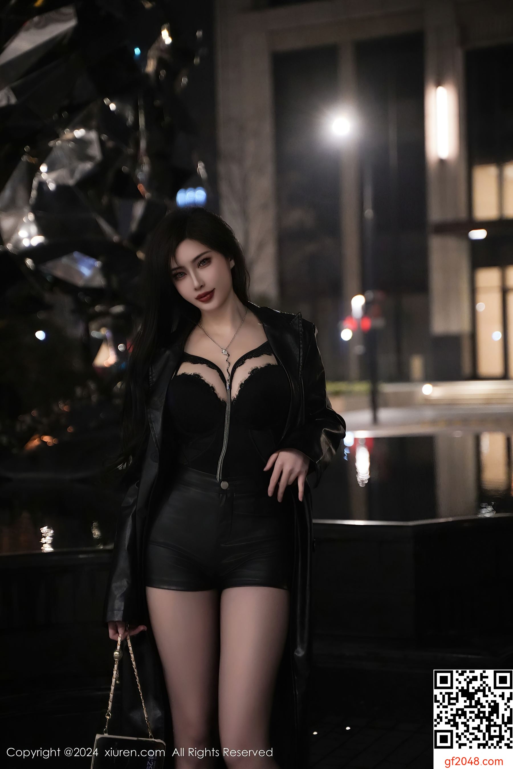 [XiuRen秀人网] No.8375 Carol周妍希X 黑丝美腿