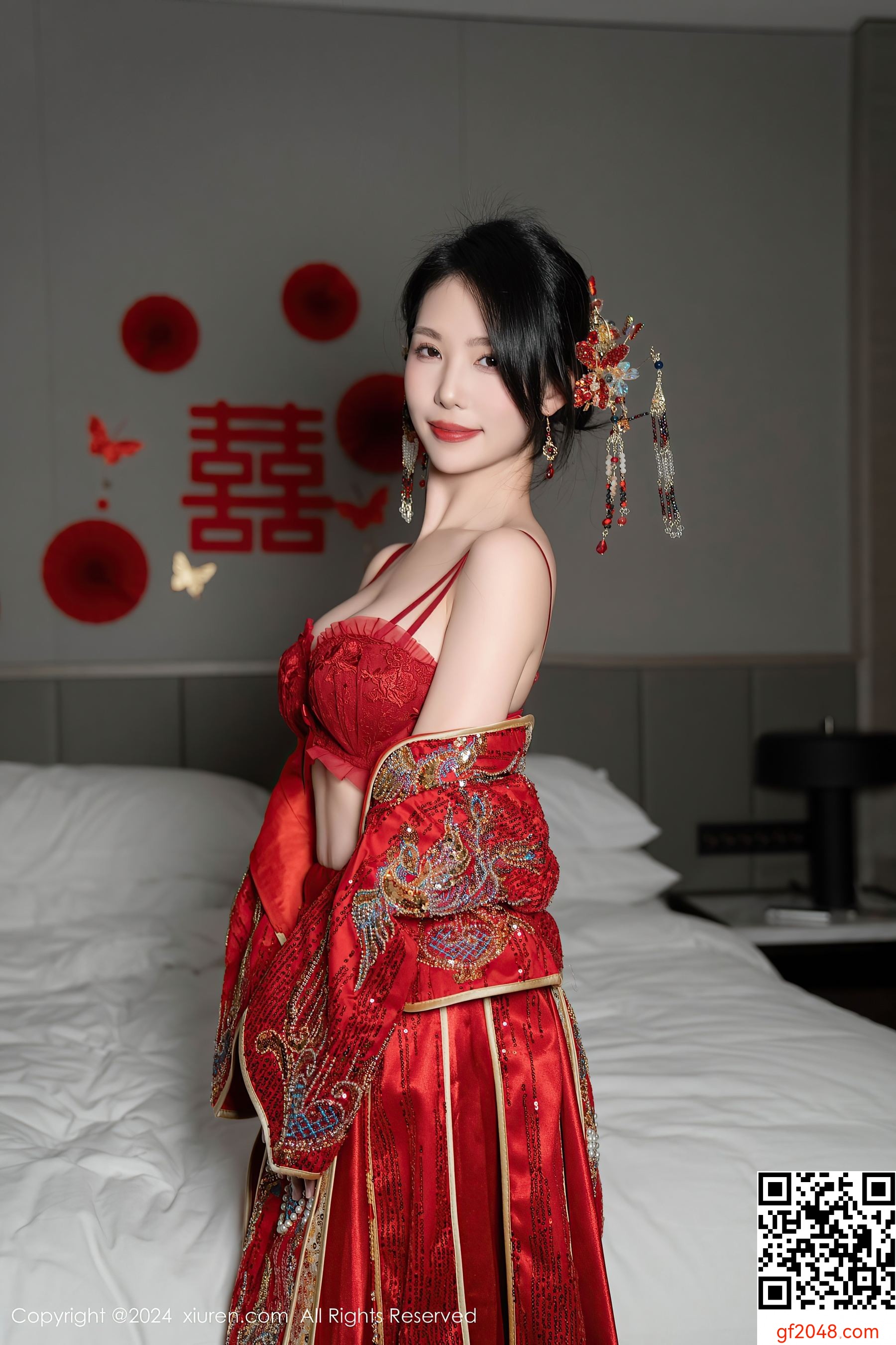 [XiuRen秀人网] No.8376 利世 美腿丝袜