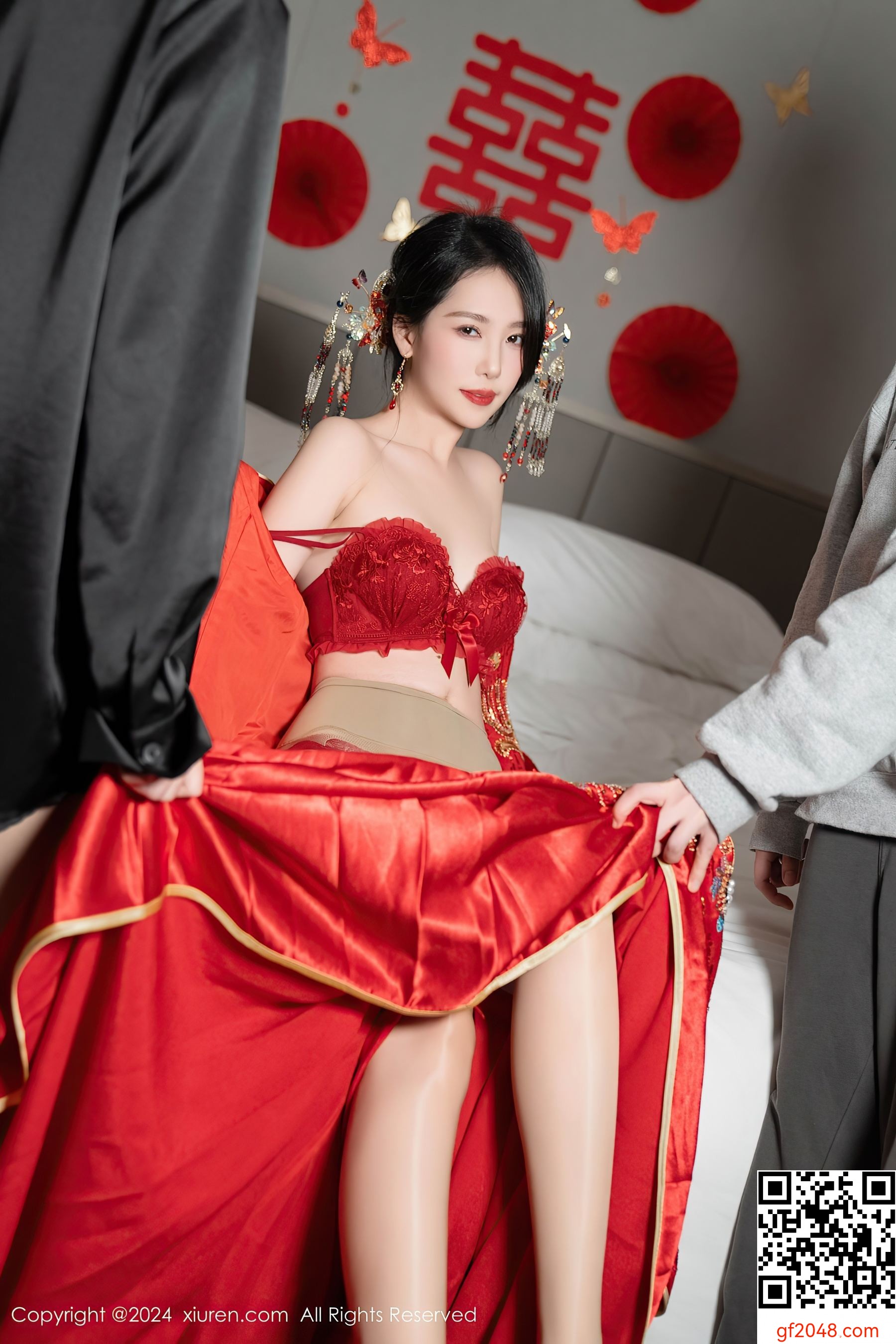 [XiuRen秀人网] No.8376 利世 美腿丝袜