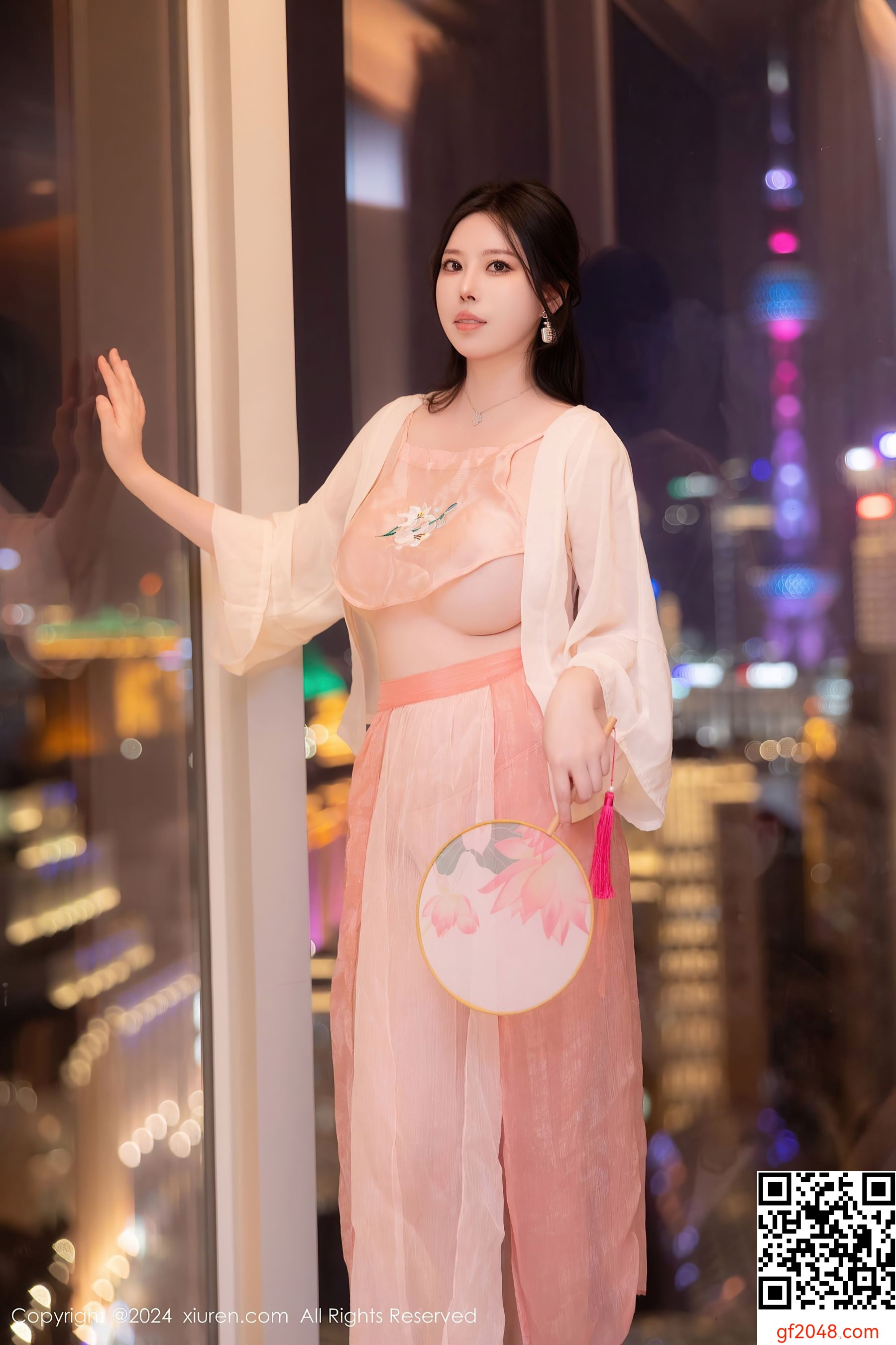 [XiuRen秀人网] No.8503 白茹雪abby 美腿性感