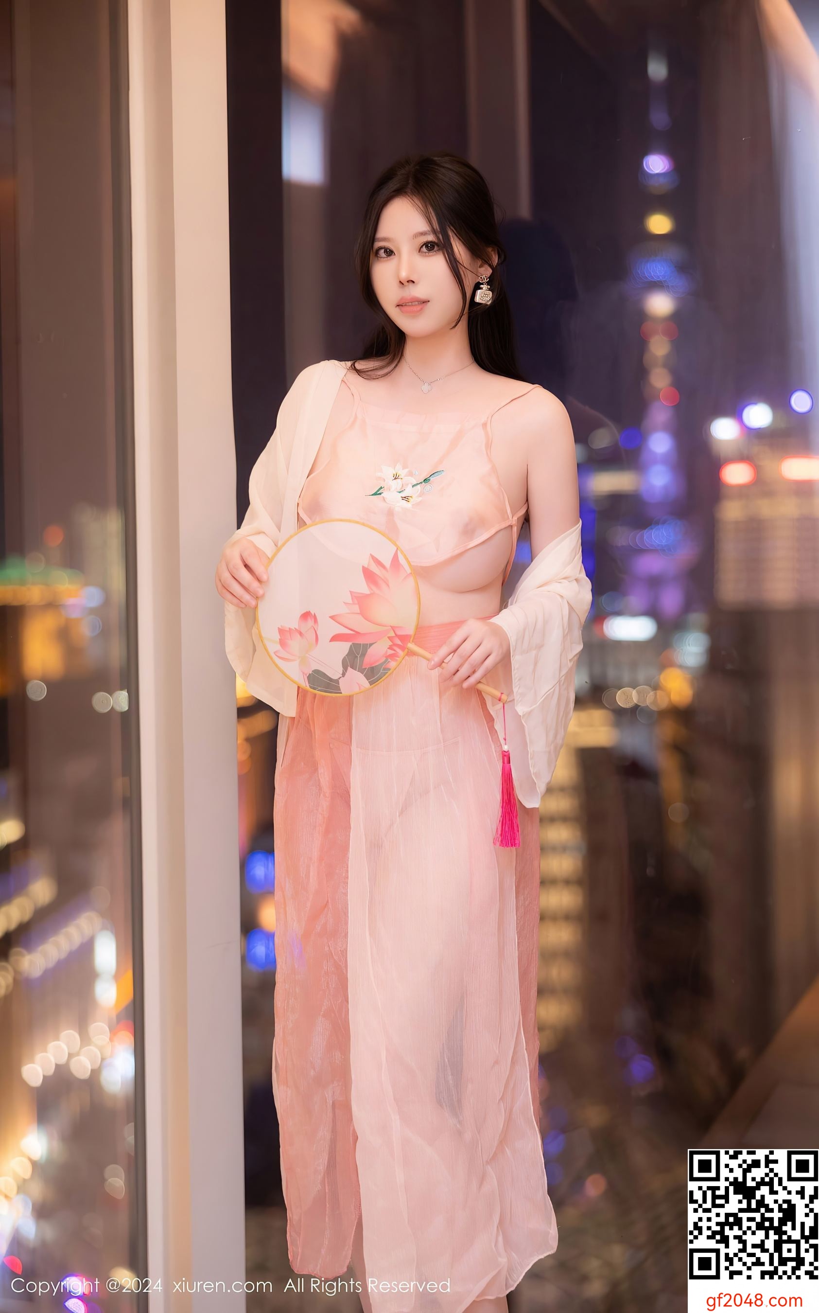 [XiuRen秀人网] No.8503 白茹雪abby 美腿性感