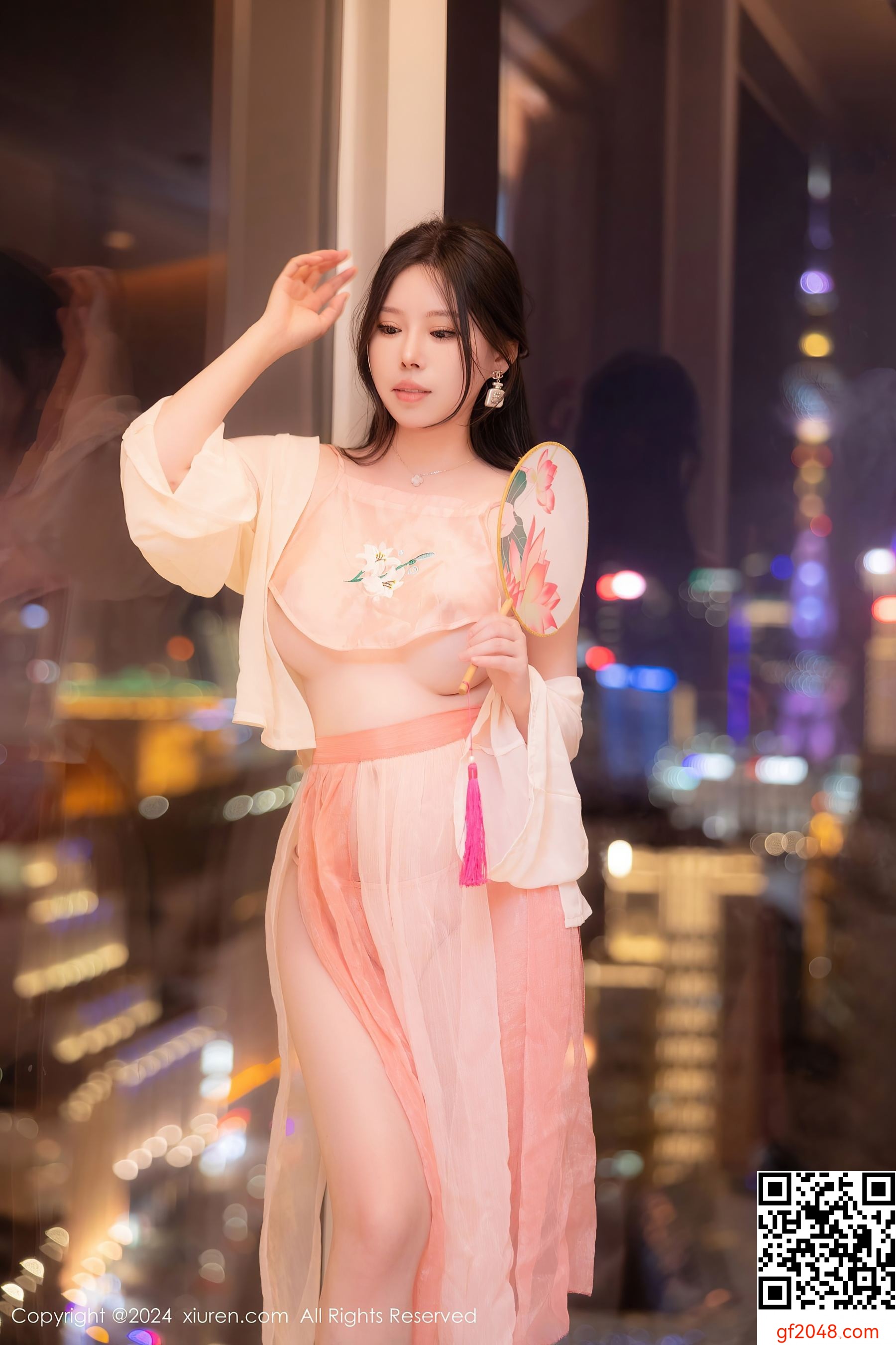 [XiuRen秀人网] No.8503 白茹雪abby 美腿性感