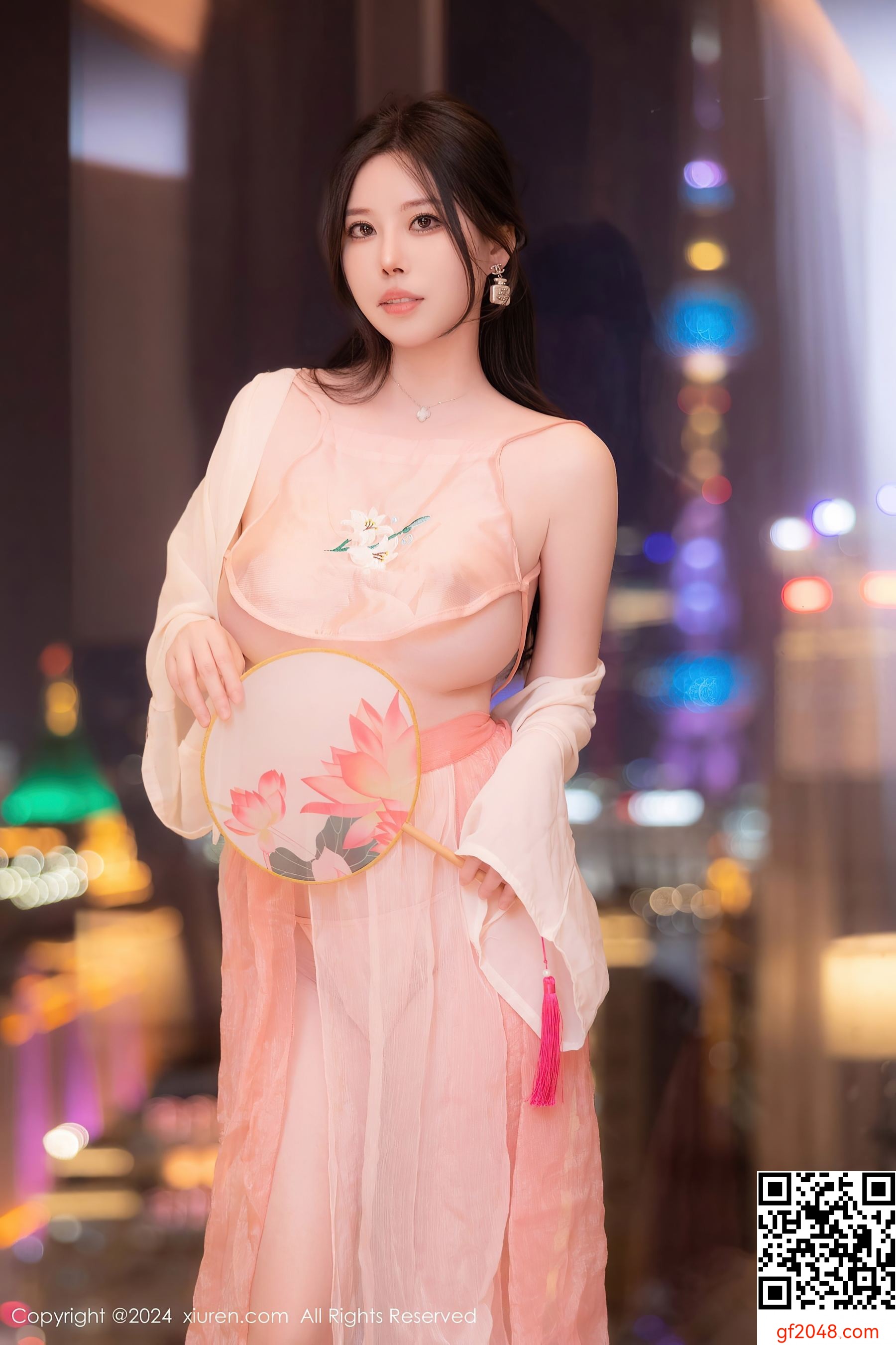 [XiuRen秀人网] No.8503 白茹雪abby 美腿性感
