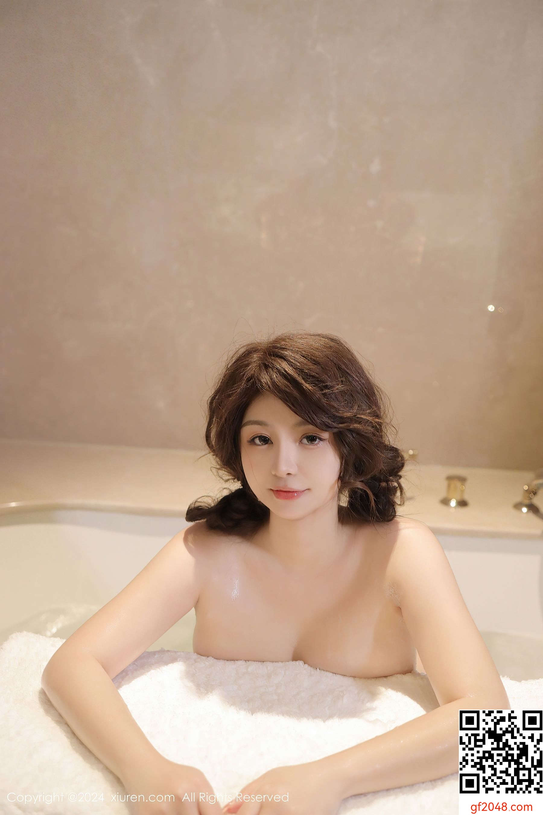 [XiuRen秀人网] No.8323 沈思怡 美臀性感