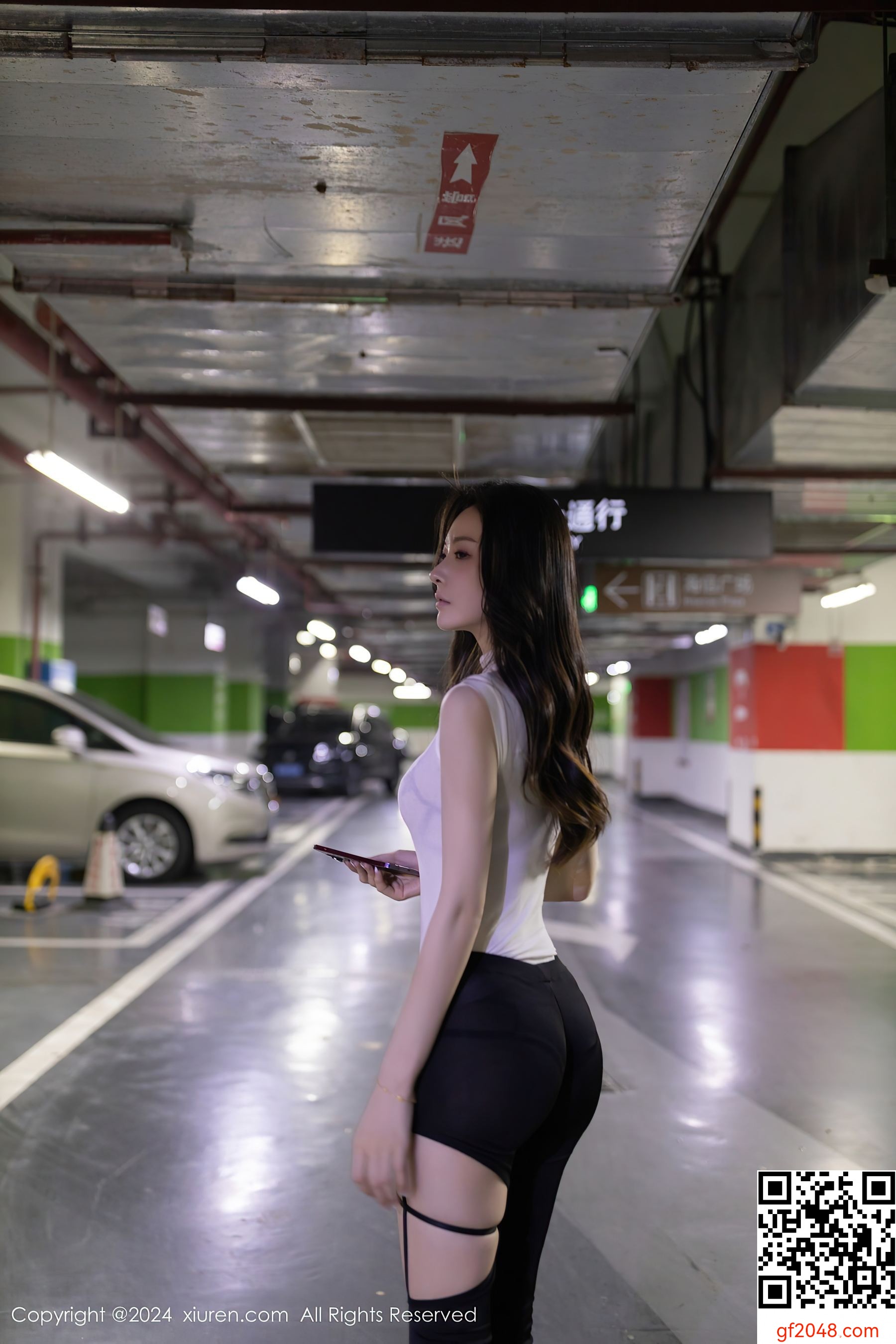 [XiuRen秀人网] No.8270 小逗逗 性感美臀
