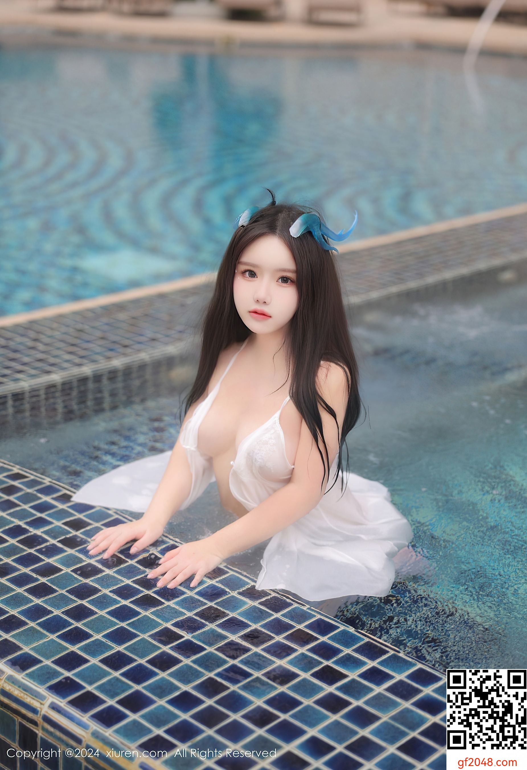 [XiuRen秀人网] No.8218 小薯条nienie 丝袜美腿