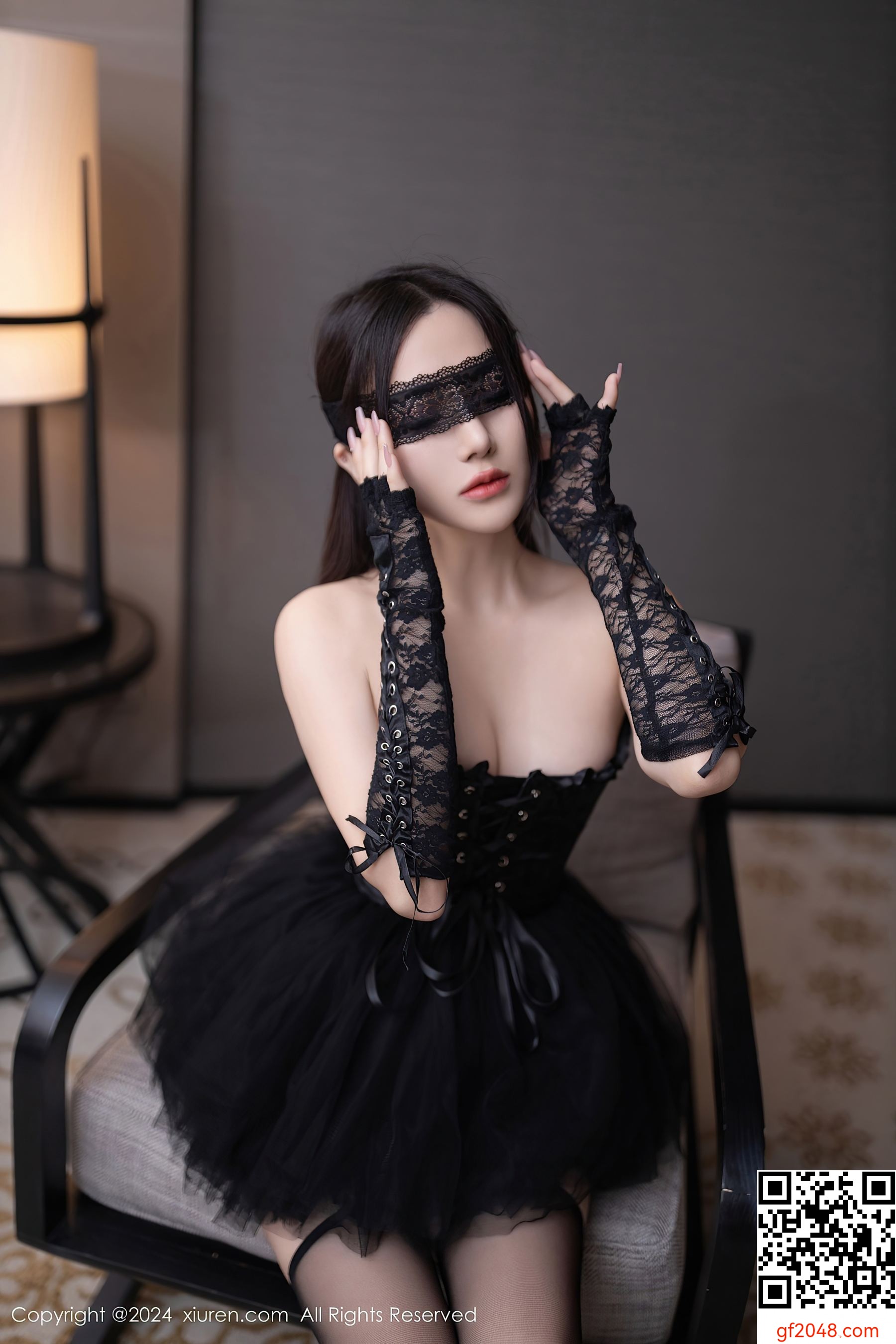 [XiuRen秀人网] No.8166 鱼子酱Fish 黑丝性感
