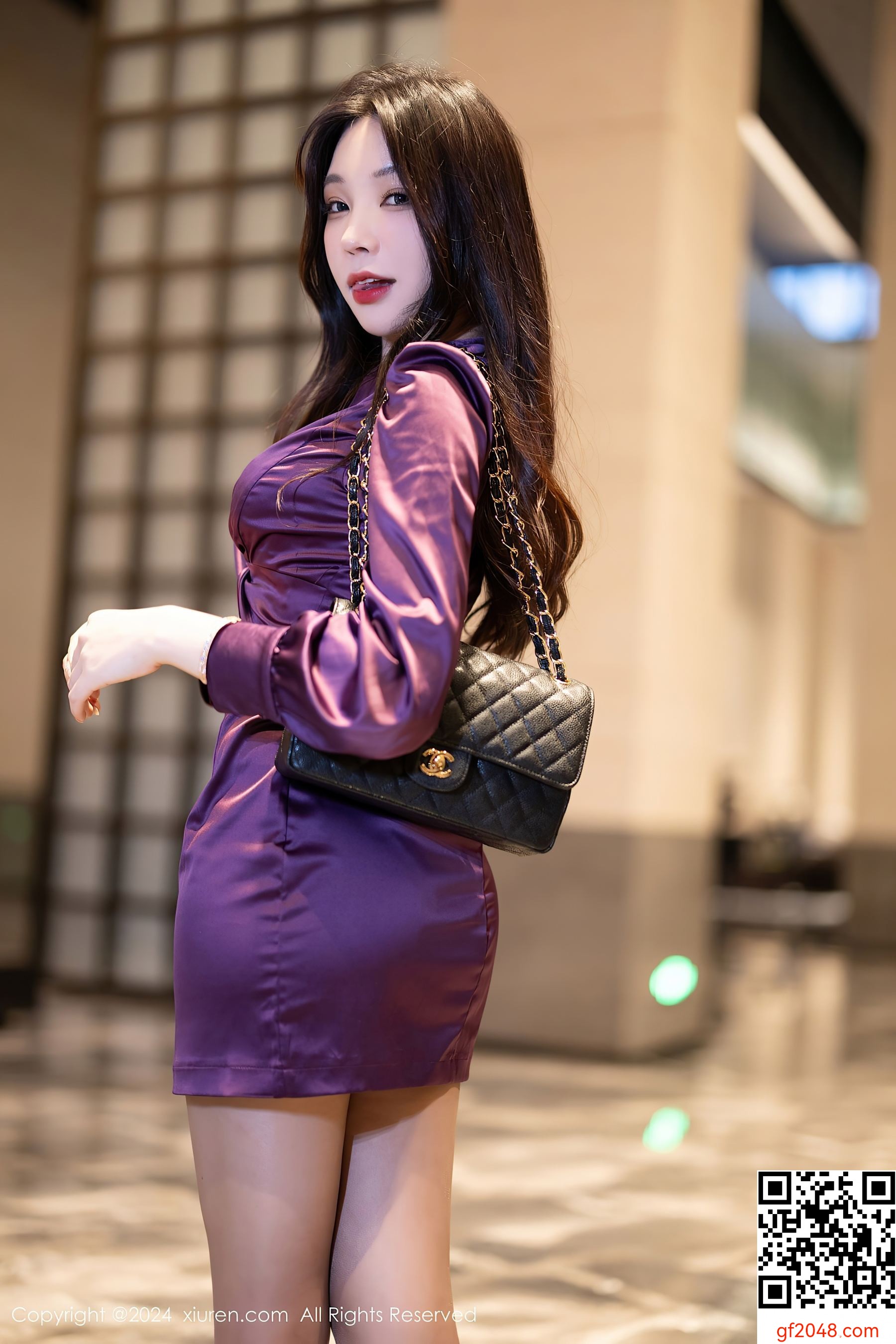 [XiuRen秀人网] No.8342 徐莉芝Booty 美腿丝袜