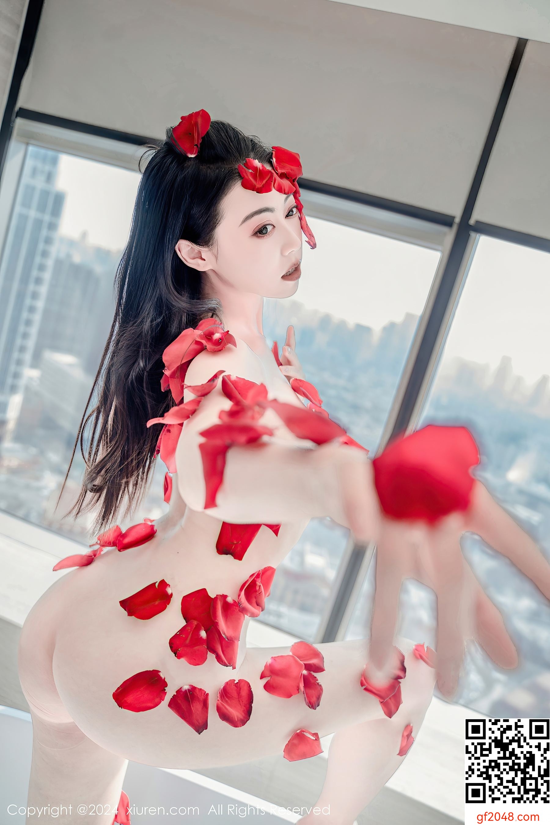 [XiuRen秀人网] No.8175 瑜伽喵 新人美臀