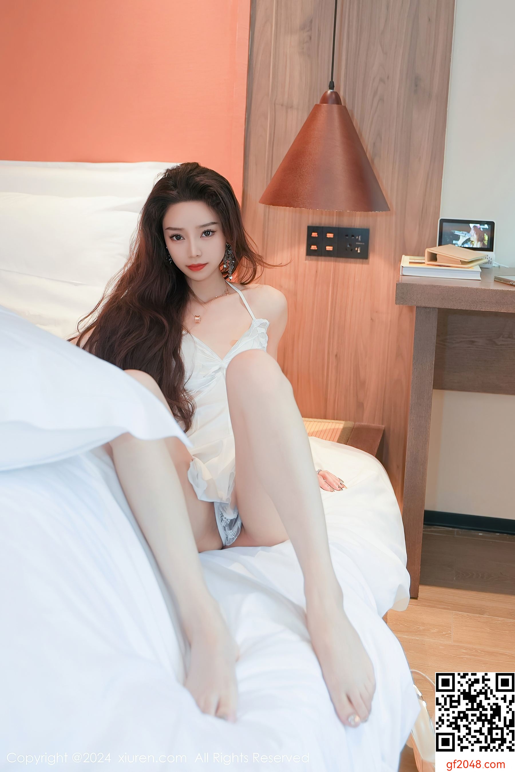 [XiuRen秀人网] No.8176 苏曼兮 美腿妩媚