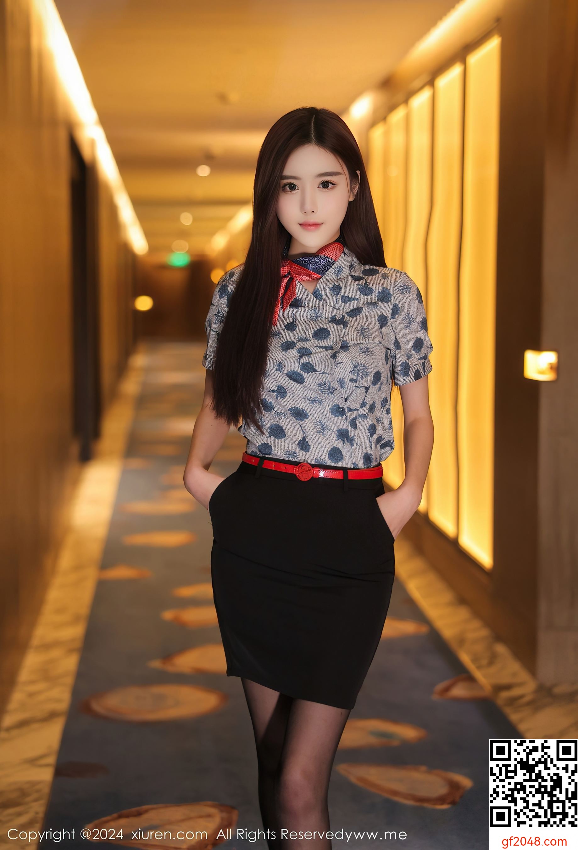 [XiuRen秀人网] No.8125 晚苏susu 制服美腿