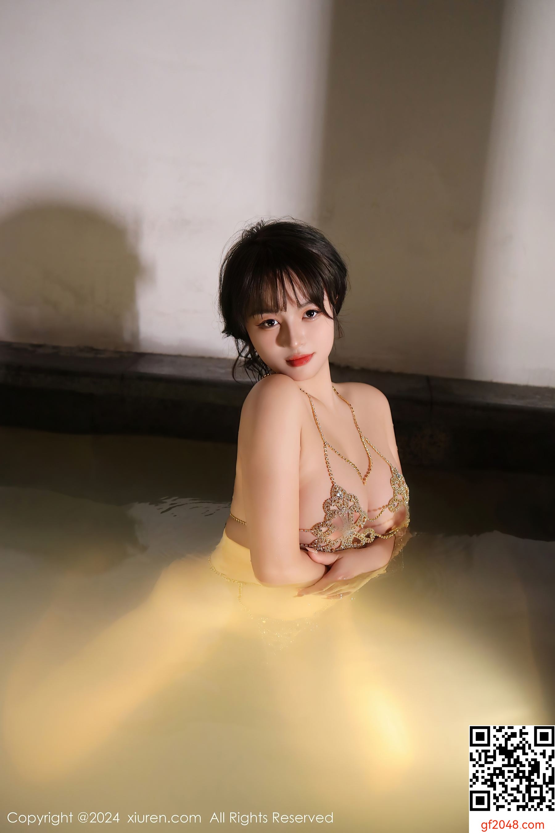 [XiuRen秀人网] No.8075 沈思怡 丰腴美臀