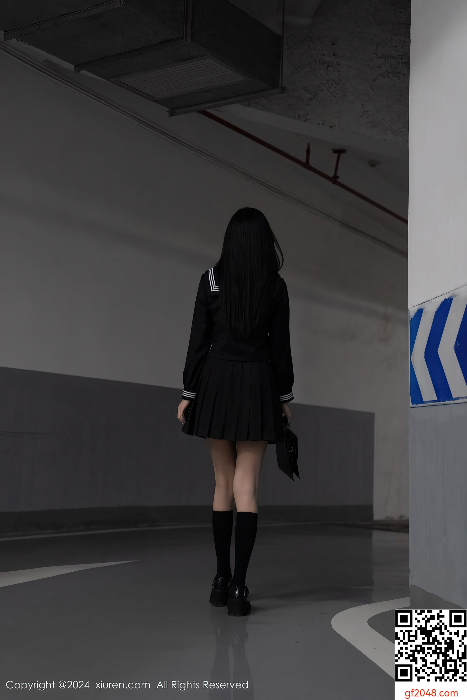 [XiuRen秀人网] No.8080 杨晨晨Yome 美腿性感