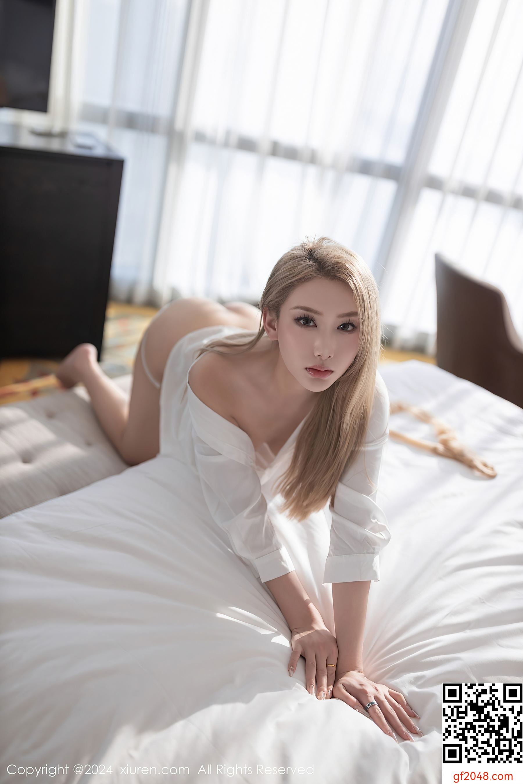 [XiuRen秀人网] No.7972 沈青黛 丝袜美腿