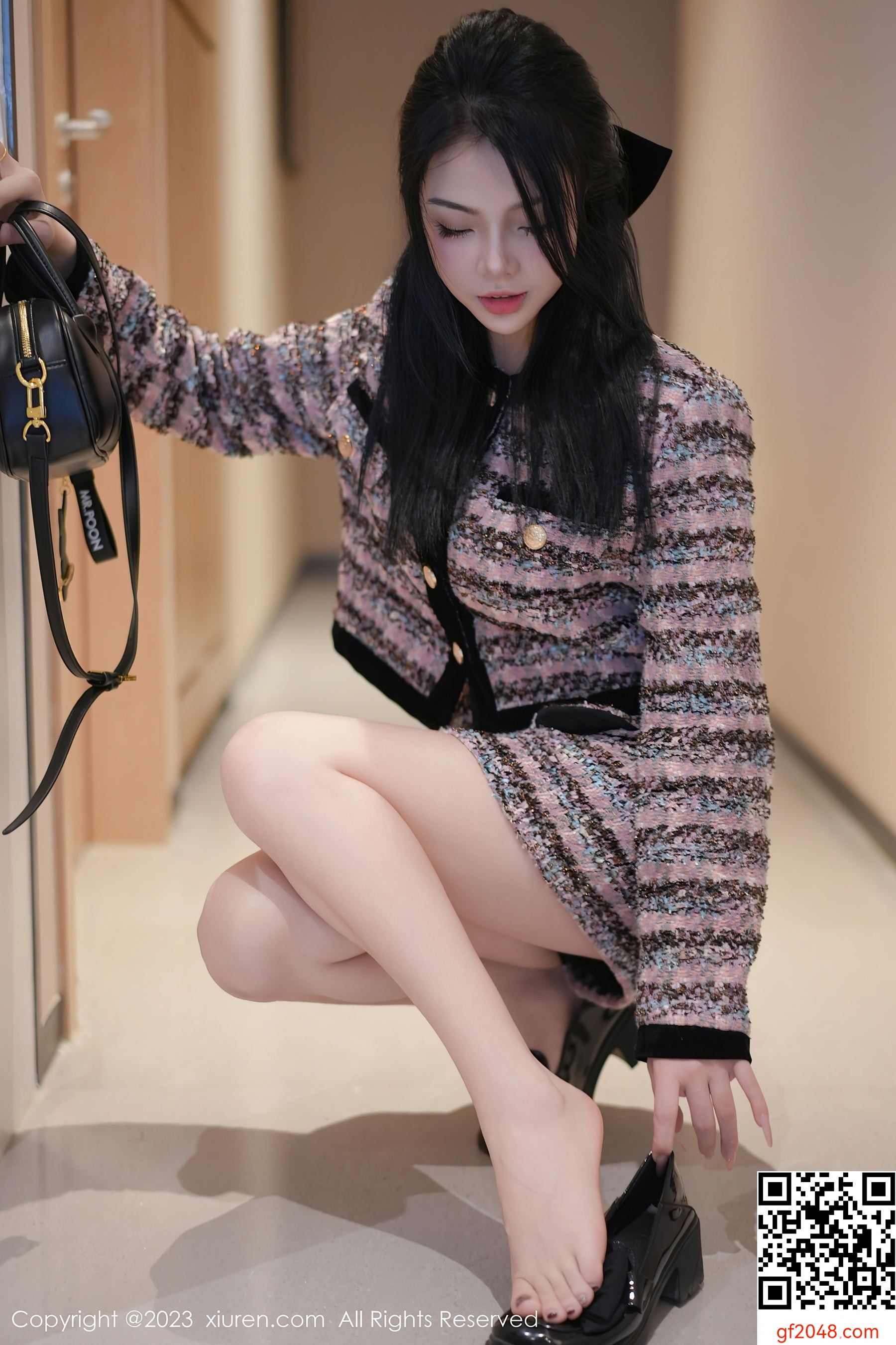 [XiuRen秀人网] No.7877 媛宝儿boa 美腿清纯