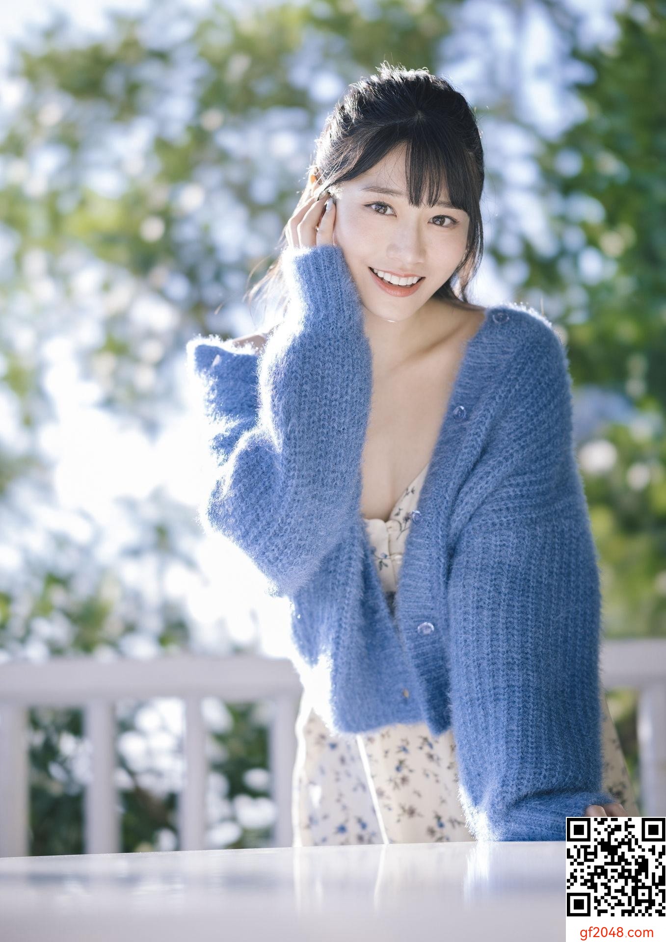 河北彩花 – So in Love (76P)