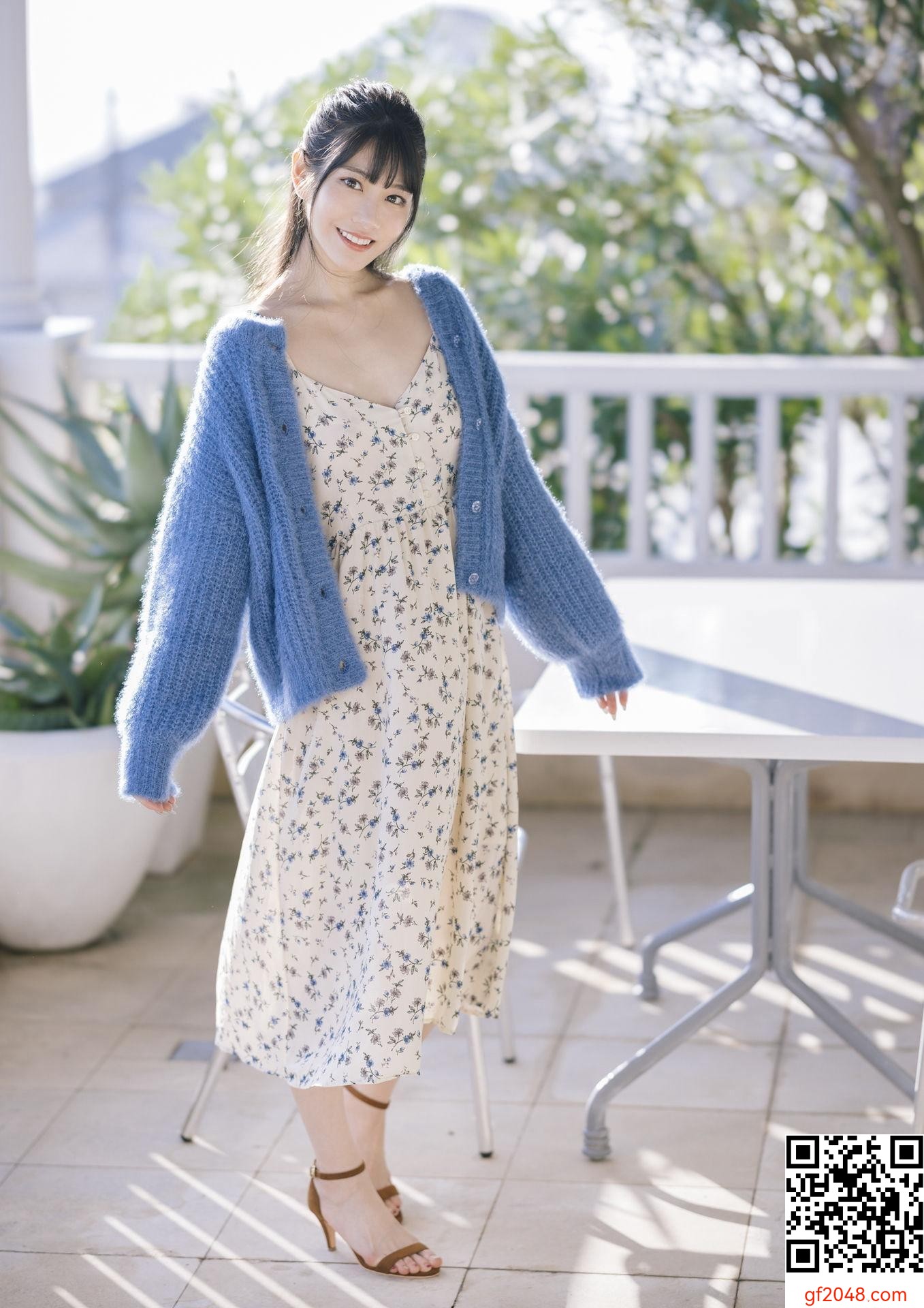 河北彩花 – So in Love (76P)
