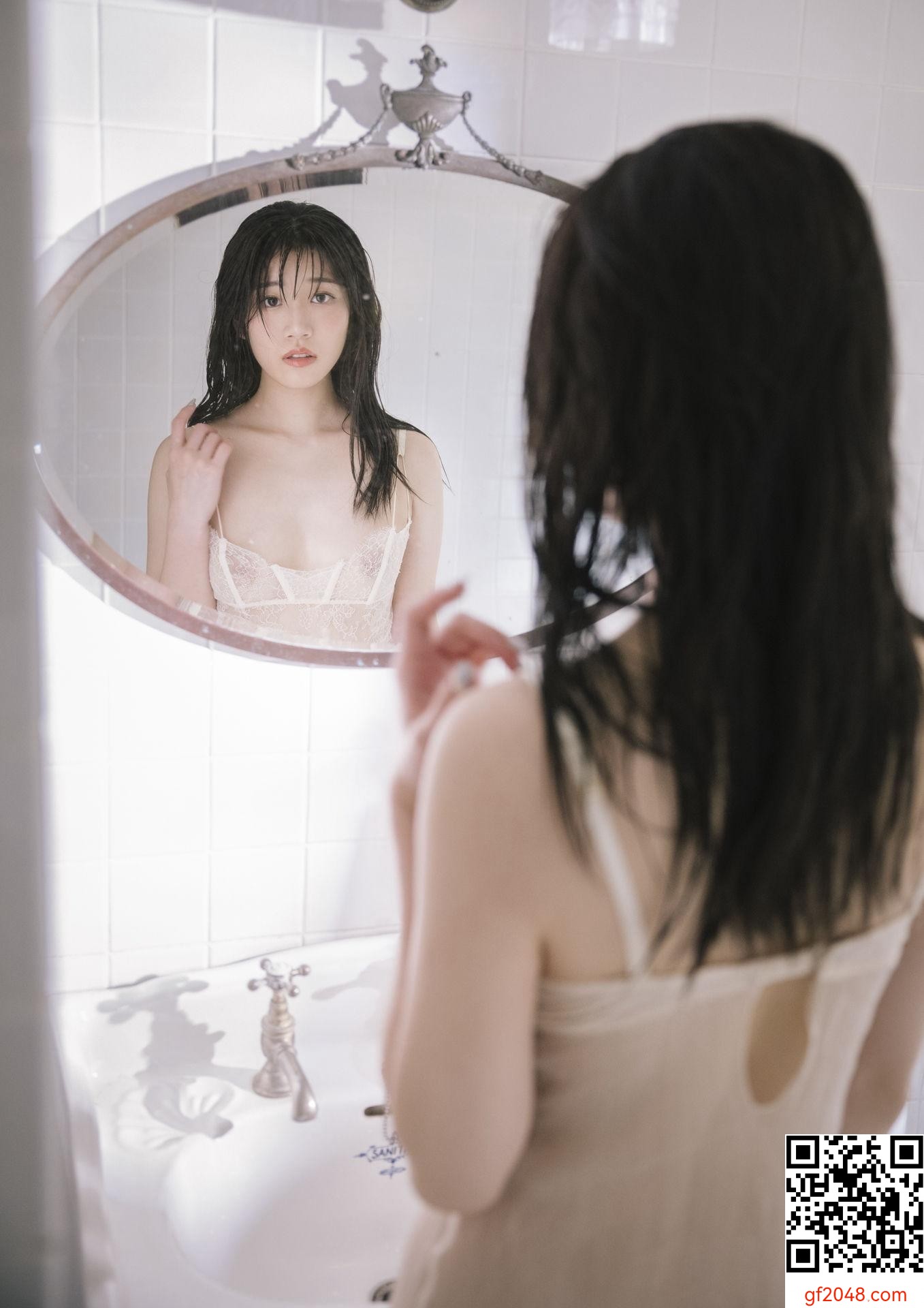 河北彩花 – So in Love (76P)