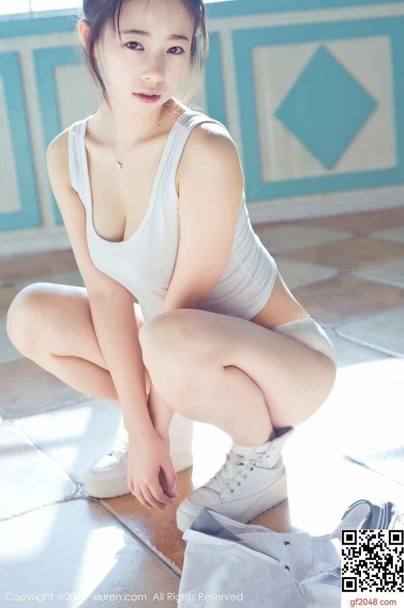 性感嫩模草莓zz青春巨乳日系死庫水少女造型 (72P)