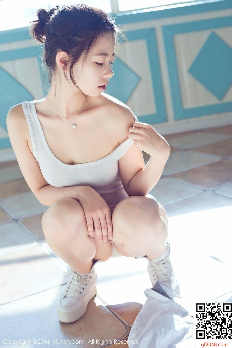 性感嫩模草莓zz青春巨乳日系死庫水少女造型 (72P)