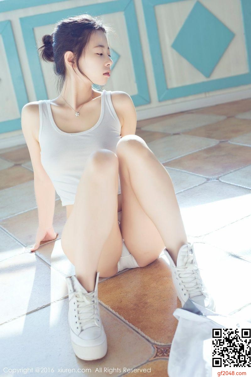 性感嫩模草莓zz青春巨乳日系死庫水少女造型 (72P)